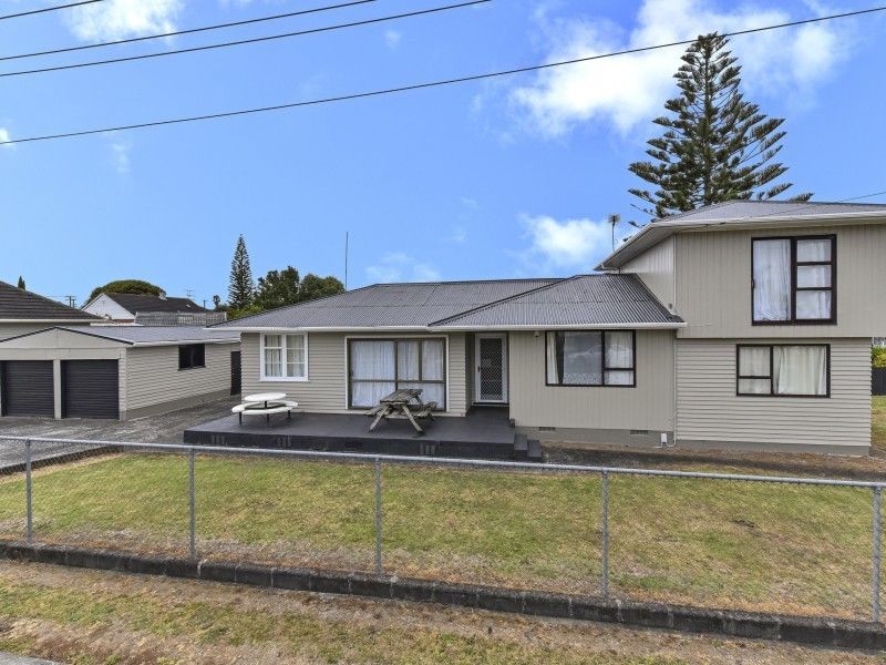 2 Mcdougall Street, Manurewa, Manukau City, 6 રૂમ, 1 બાથરૂમ