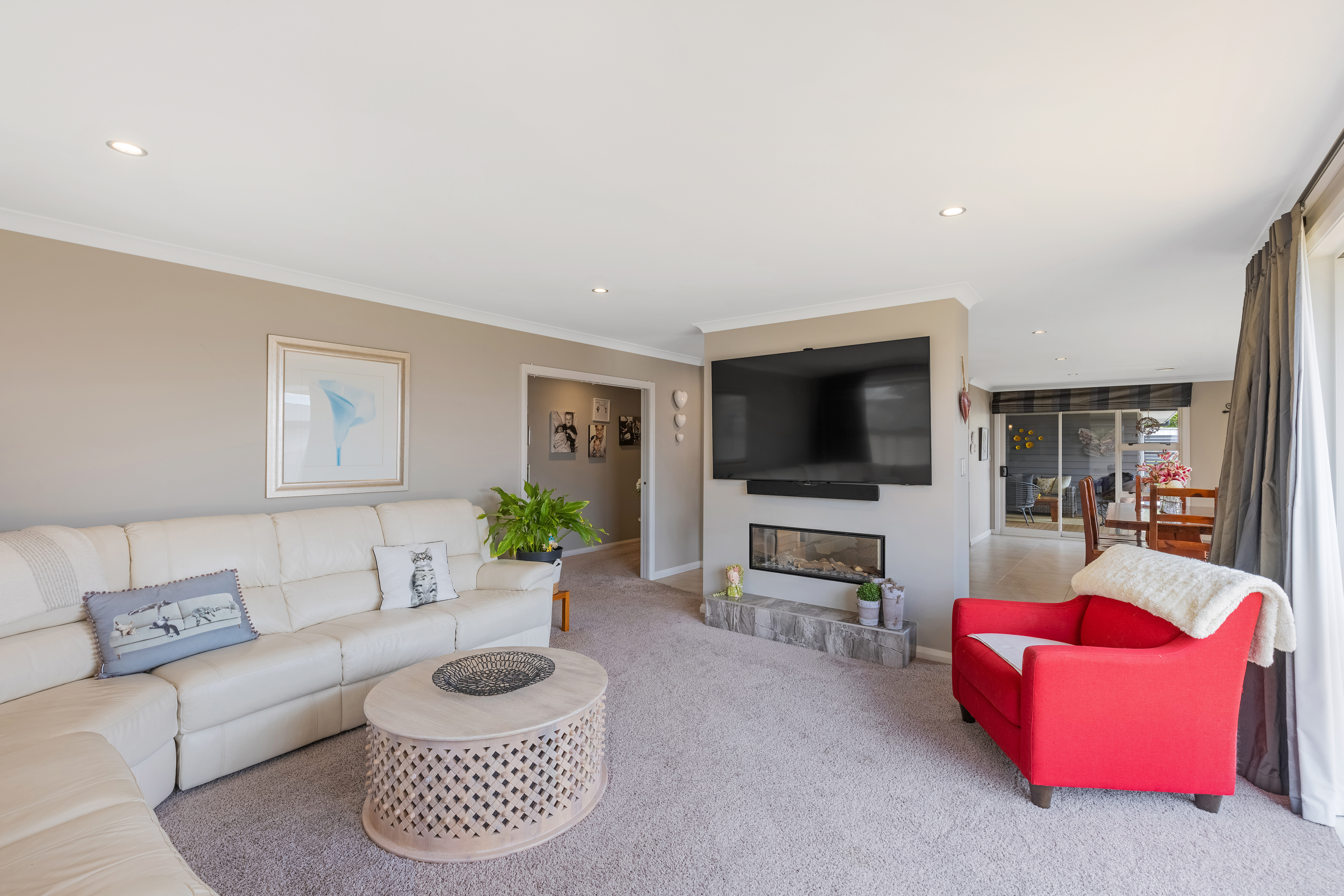 11 Monaco Grove, Fitzherbert, Palmerston North City, 3 Bedrooms, 2 Bathrooms, House