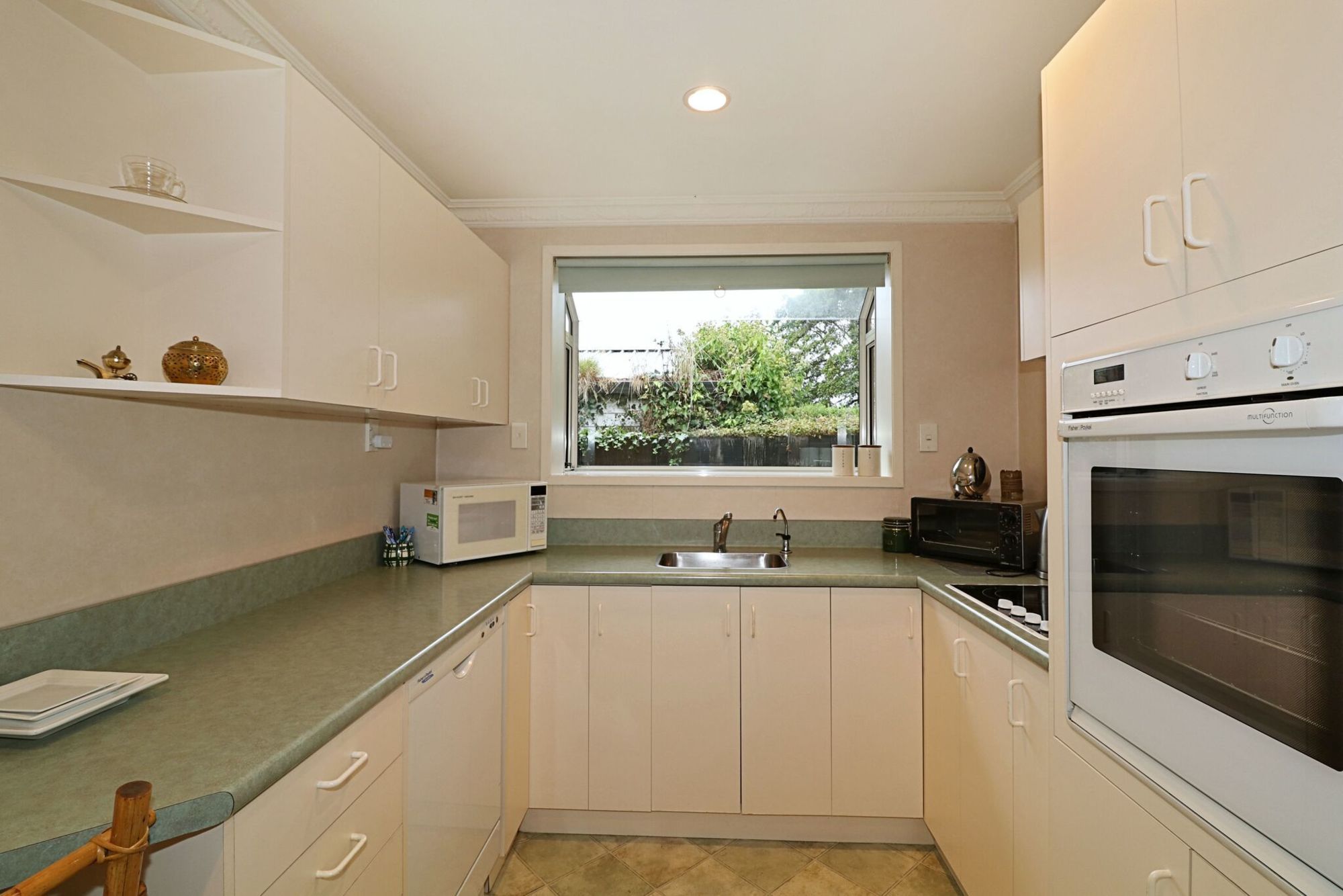 90 Windsor Street, Windsor, Invercargill City, 2 રૂમ, 0 બાથરૂમ