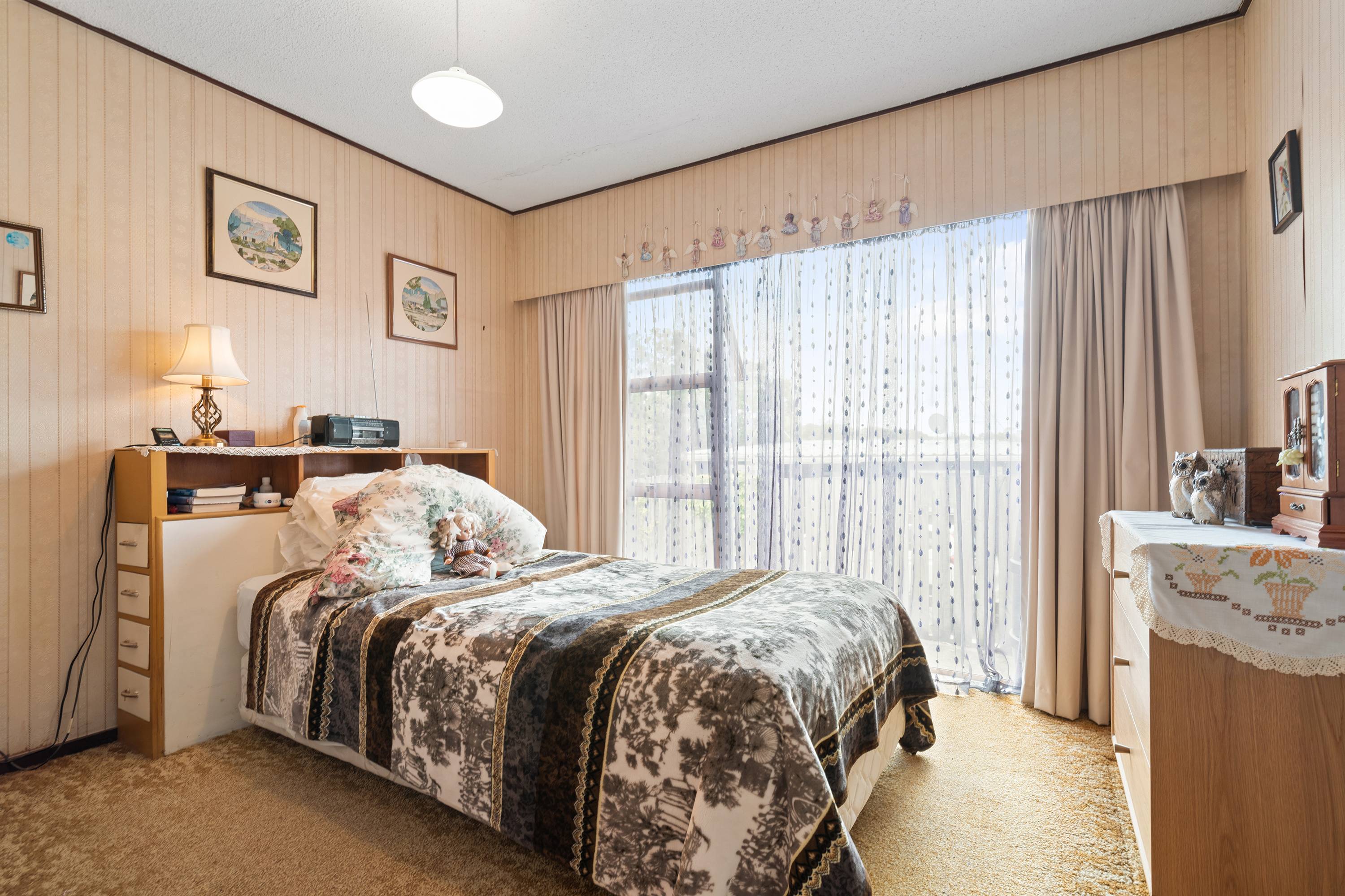 2/867 Beach Road, Waiake, Auckland - North Shore, 2 Bedrooms, 1 Bathrooms, House