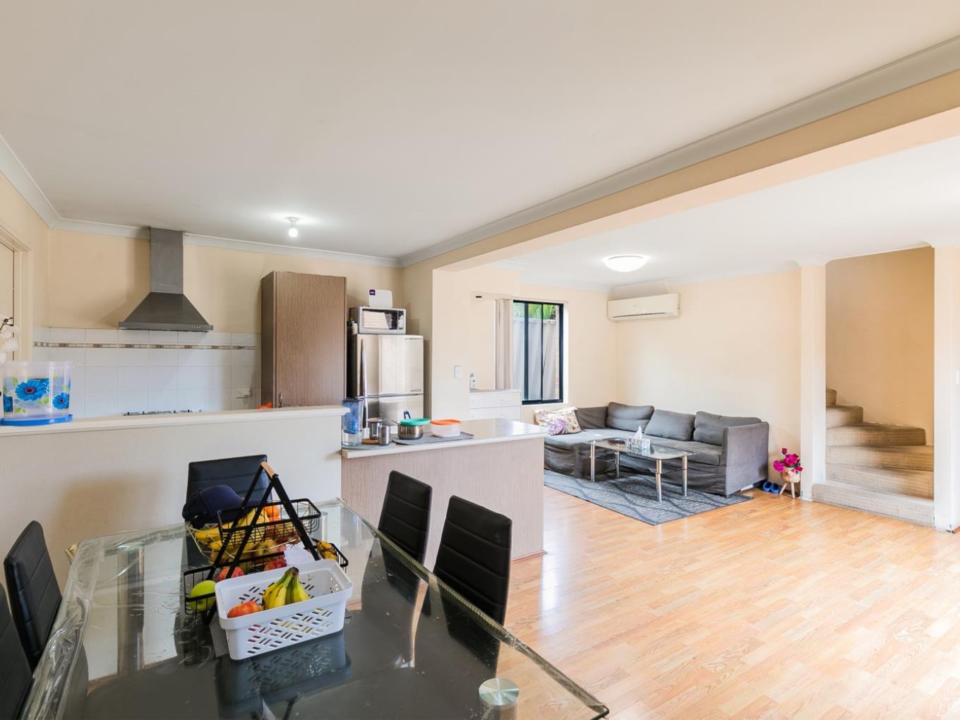 UNIT 5 35 HENRY ST, East Cannington, South East Perth, 0 कमरे, 0 बाथरूम, Townhouse