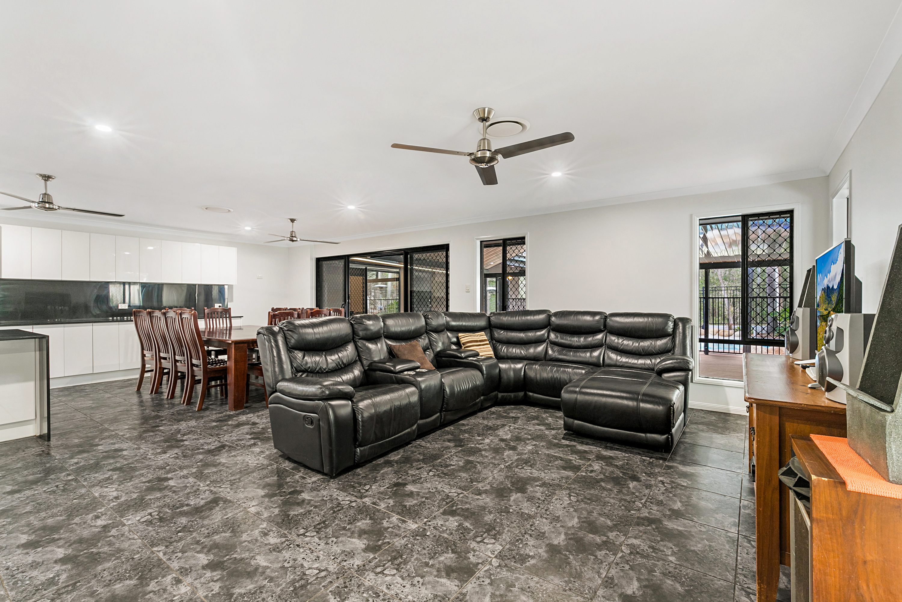 53 CARDWELL ST, Forest Lake, Brisbane Western Region, 0房, 0浴, House