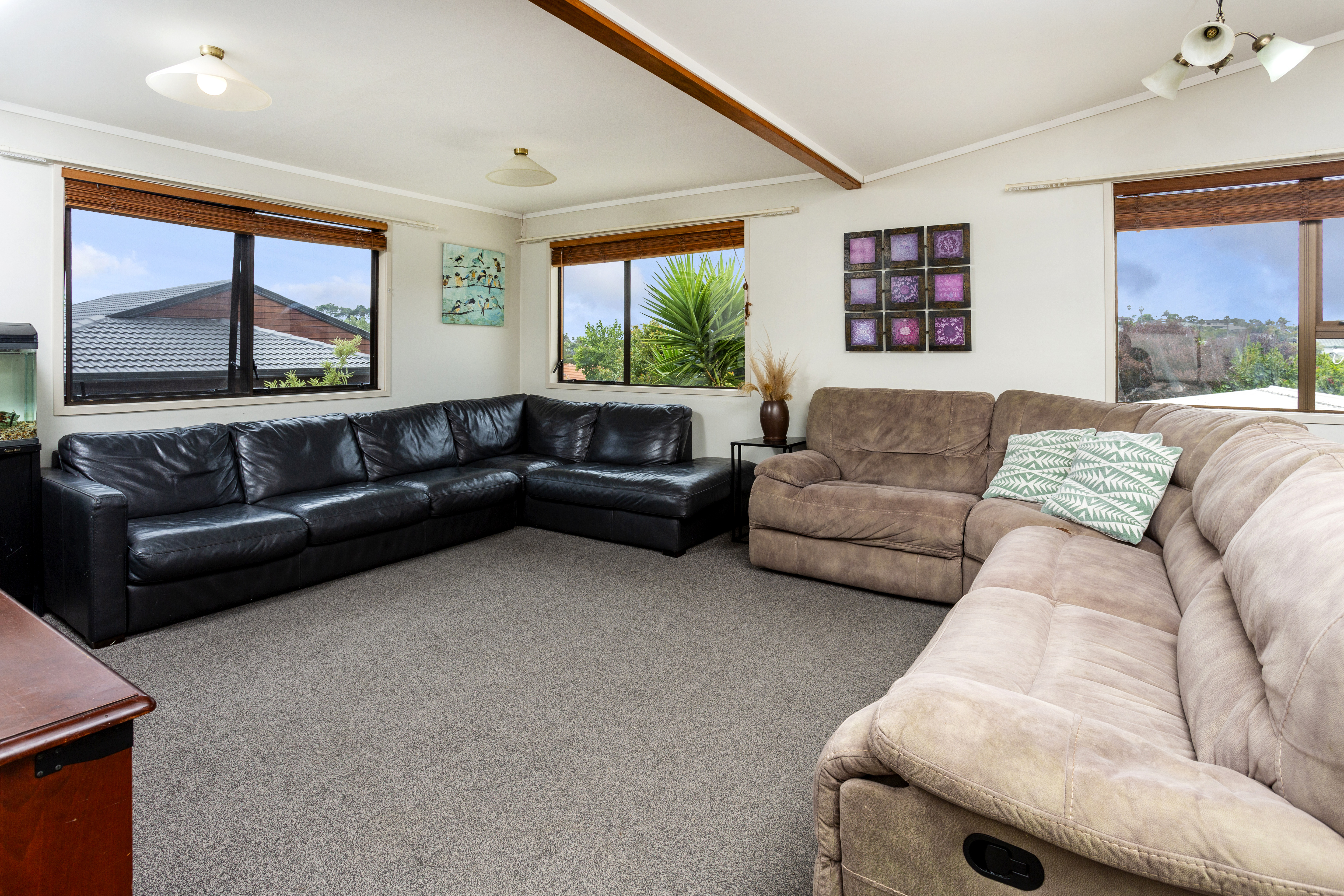 34 Unsworth Drive, Unsworth Heights, Auckland - North Shore, 5房, 0浴, Home & Income