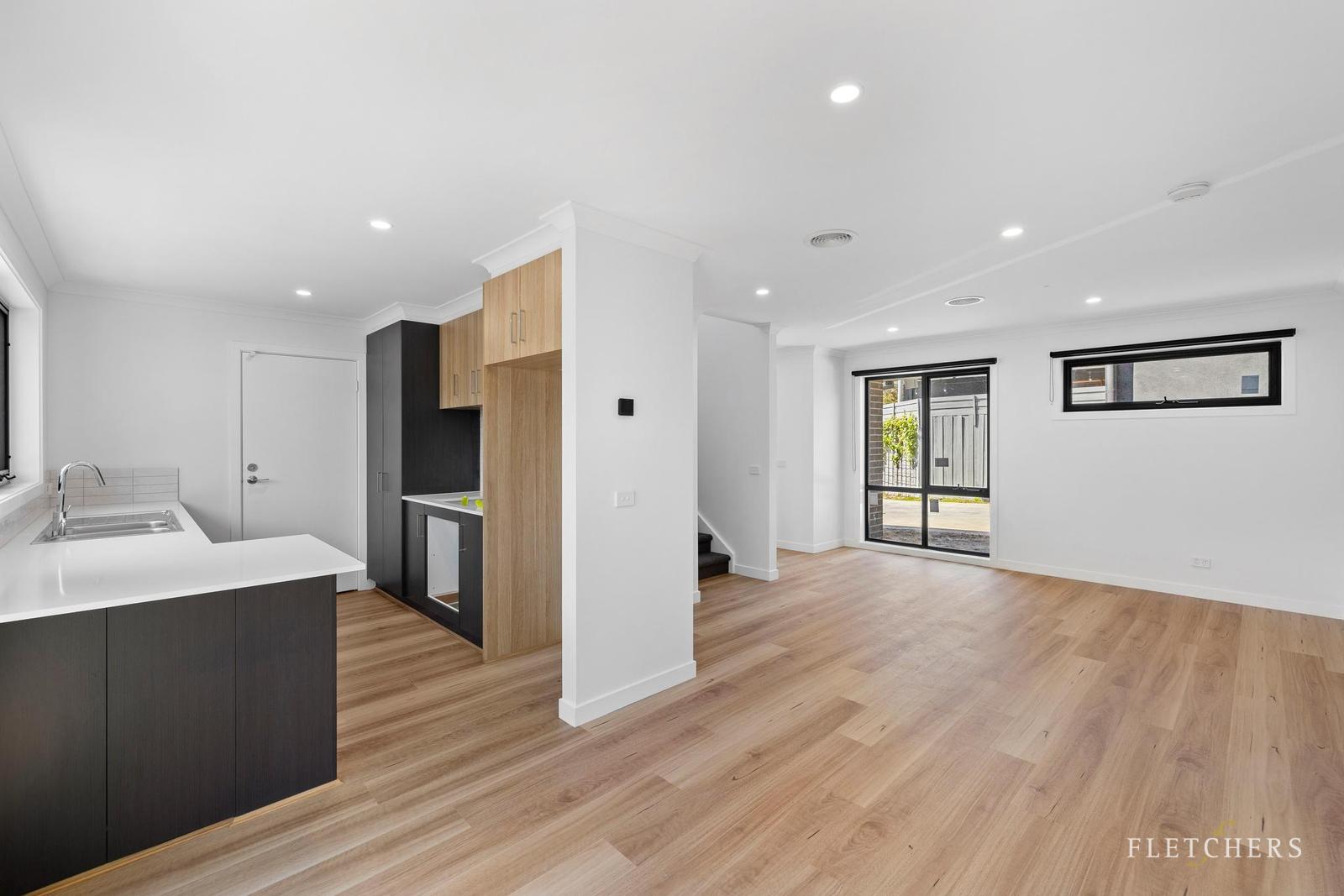 UNIT 2 6 LOCHABER AV, Frankston, Mornington Peninsula, 0部屋, 0バスルーム, Townhouse
