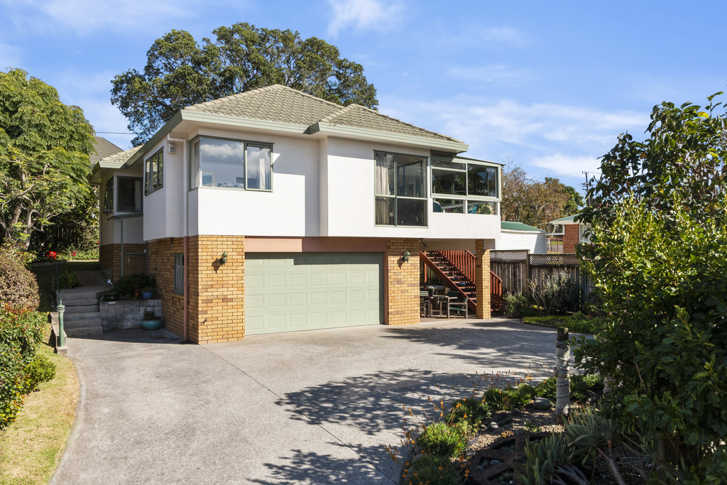 Residential  Mixed Housing Urban Zone