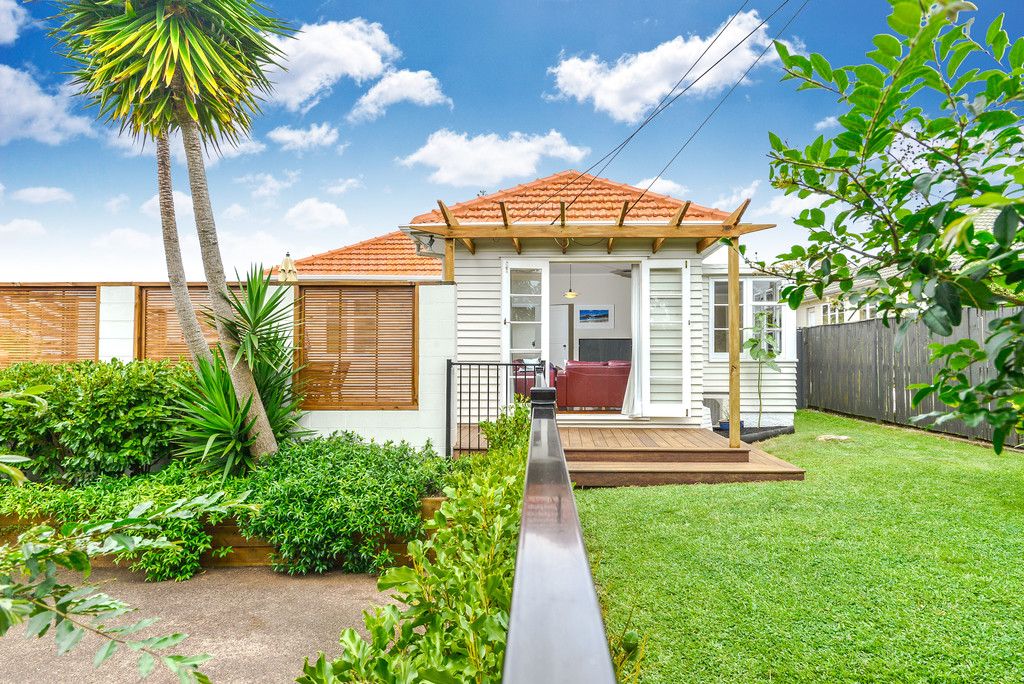 Residential  Mixed Housing Suburban Zone