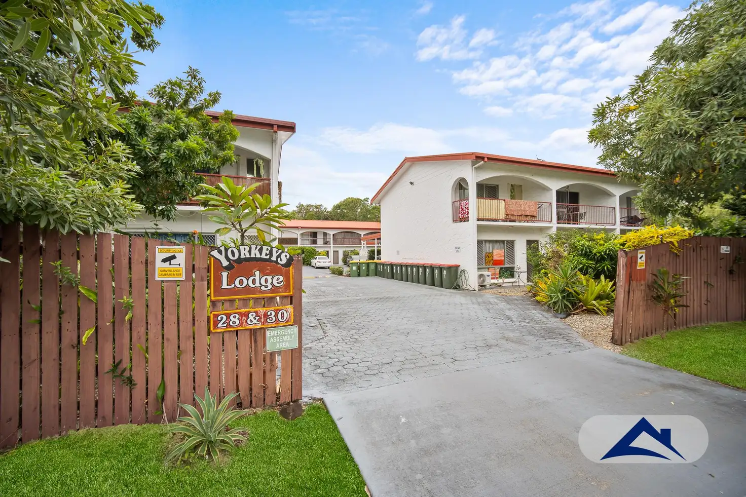 YORKEYS LODGE 28-30 FAIRWEATHER ST, Yorkeys Knob, Cairns, 0 Kuwarto, 0 Banyo, Townhouse