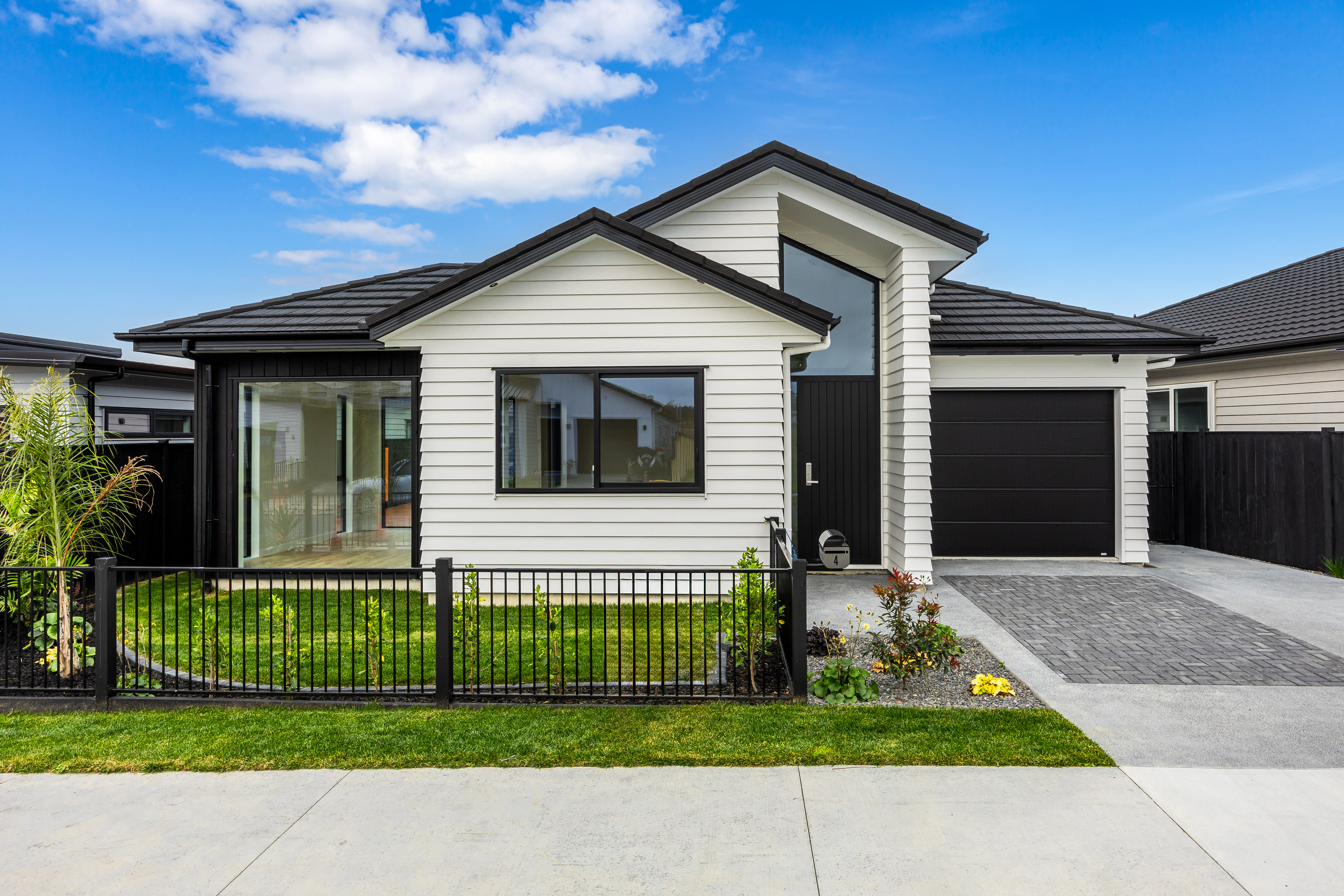 Residential  Mixed Housing Urban Zone