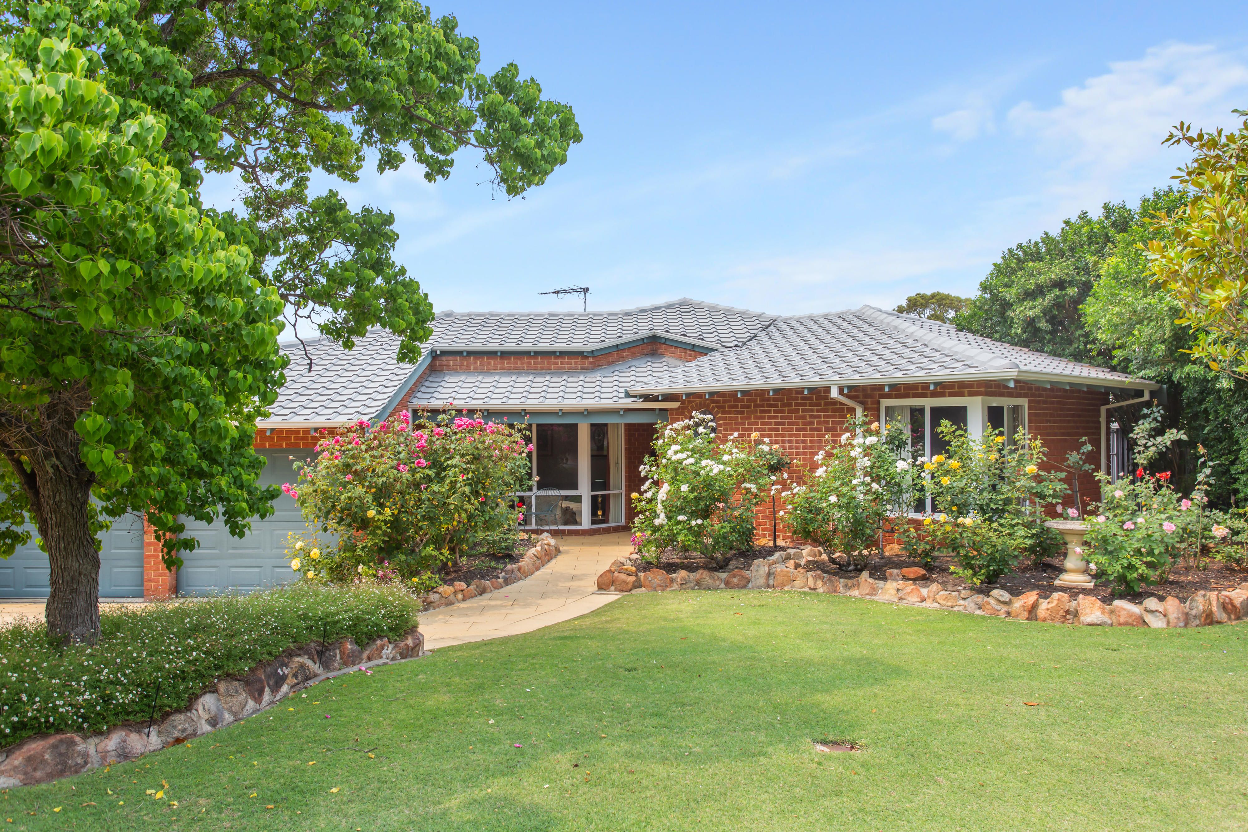 15 LOVEGROVE CL, Mount Claremont, North West Perth, 0 Kuwarto, 0 Banyo, House