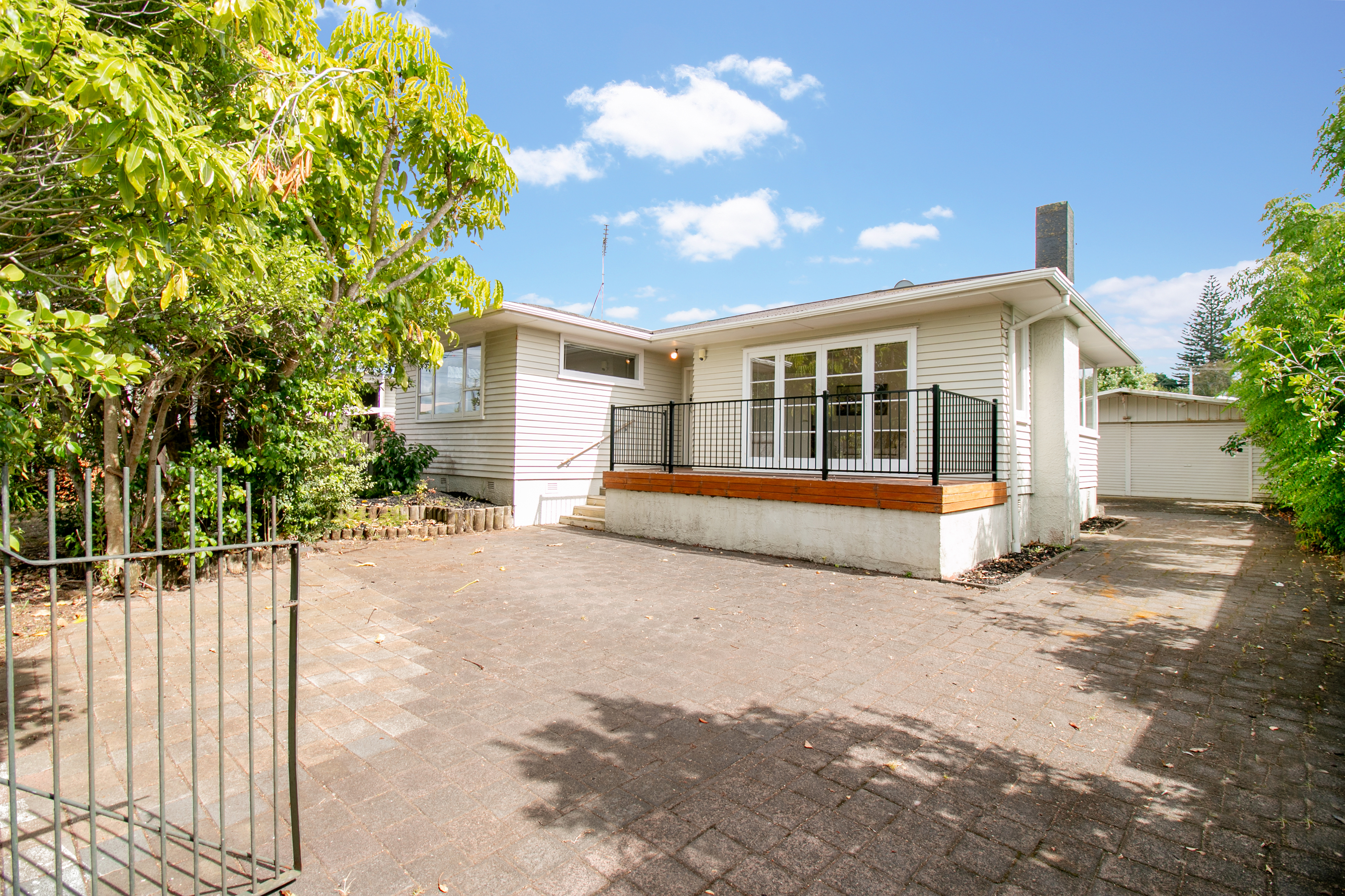 16 Koru Street, Mangere Bridge, Manukau City, 2 Bedrooms, 1 Bathrooms, House