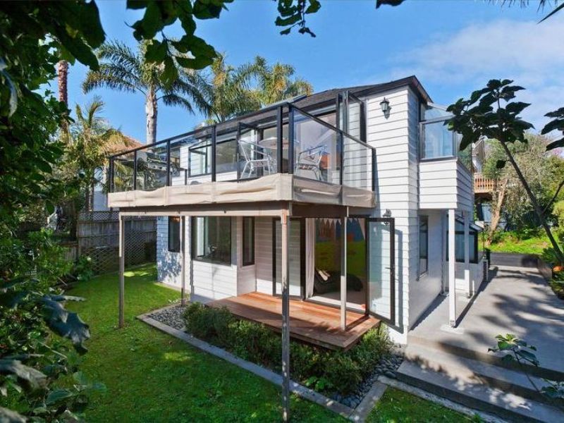 Residential  Mixed Housing Urban Zone