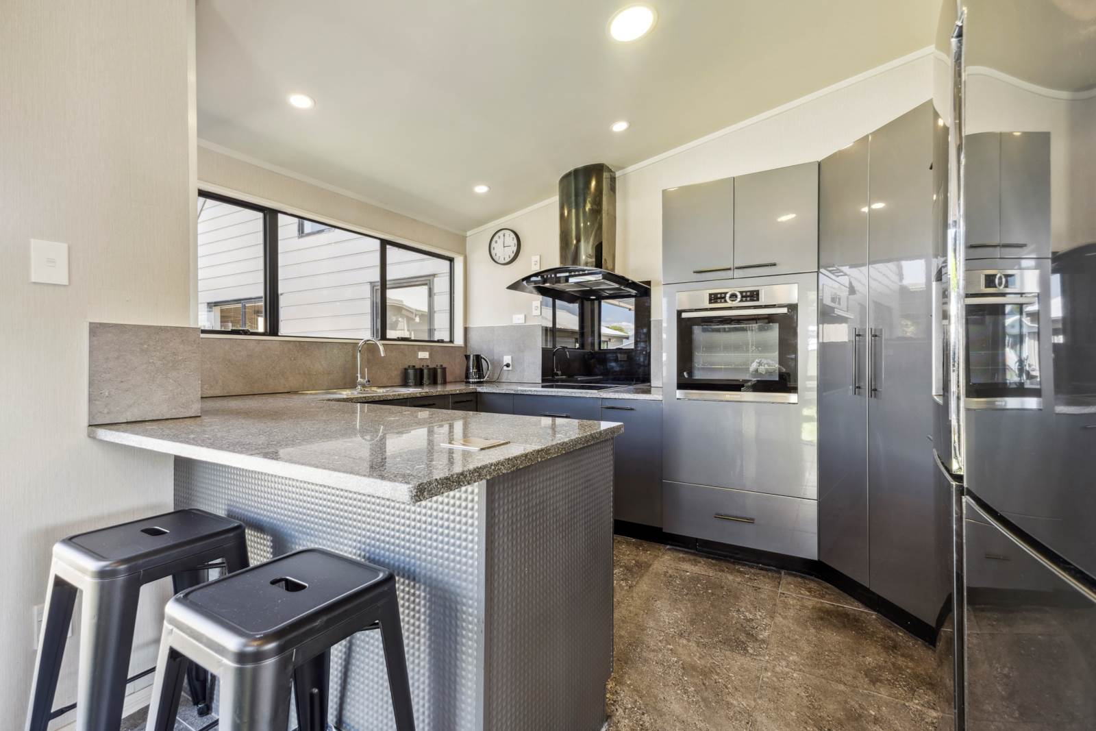 6 Saint Annes Crescent, Wattle Downs, Manukau City, 4 침실, 2 욕실, House
