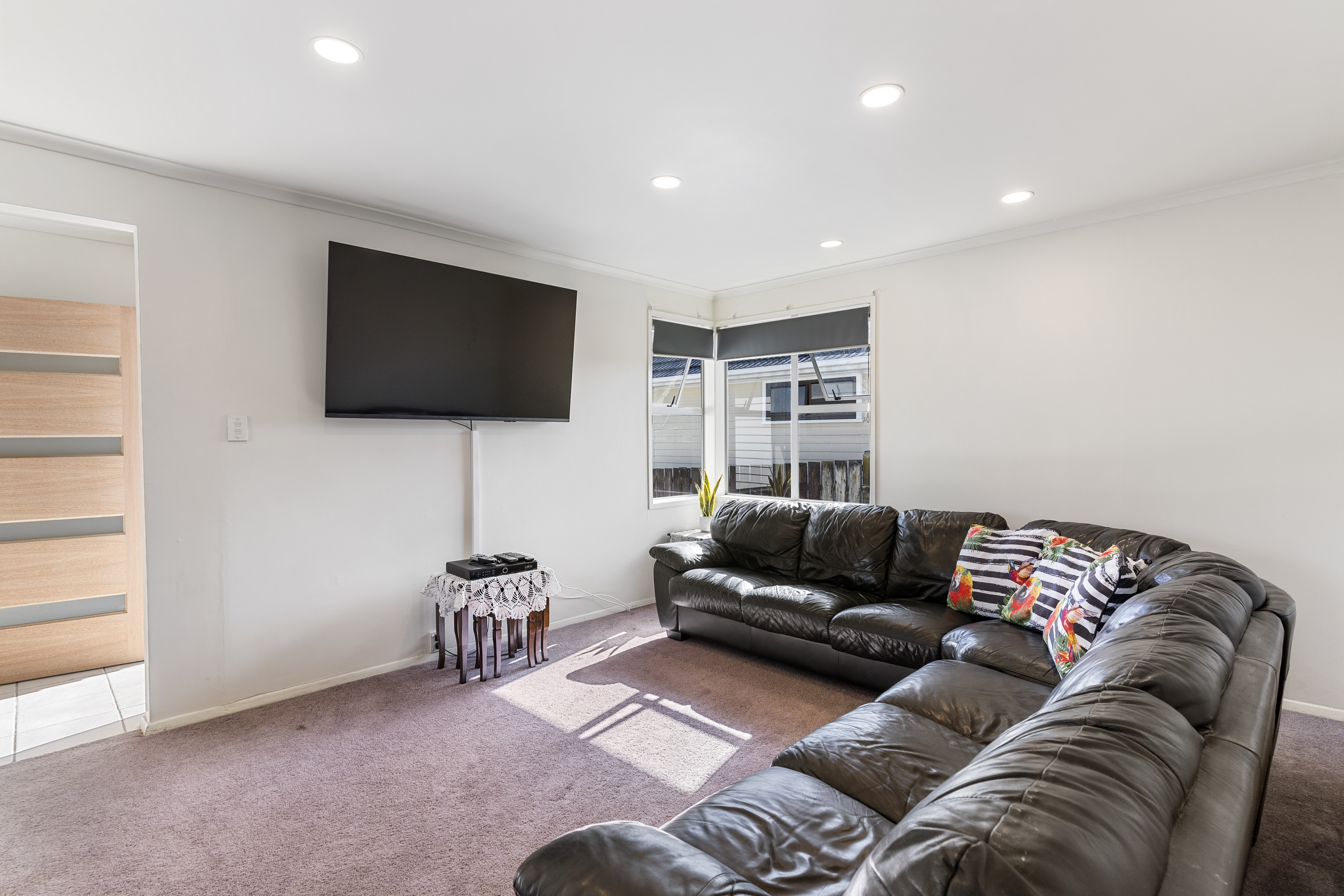 15 Fisher Crescent, Otara, Manukau City, 5 Bedrooms, 3 Bathrooms, House