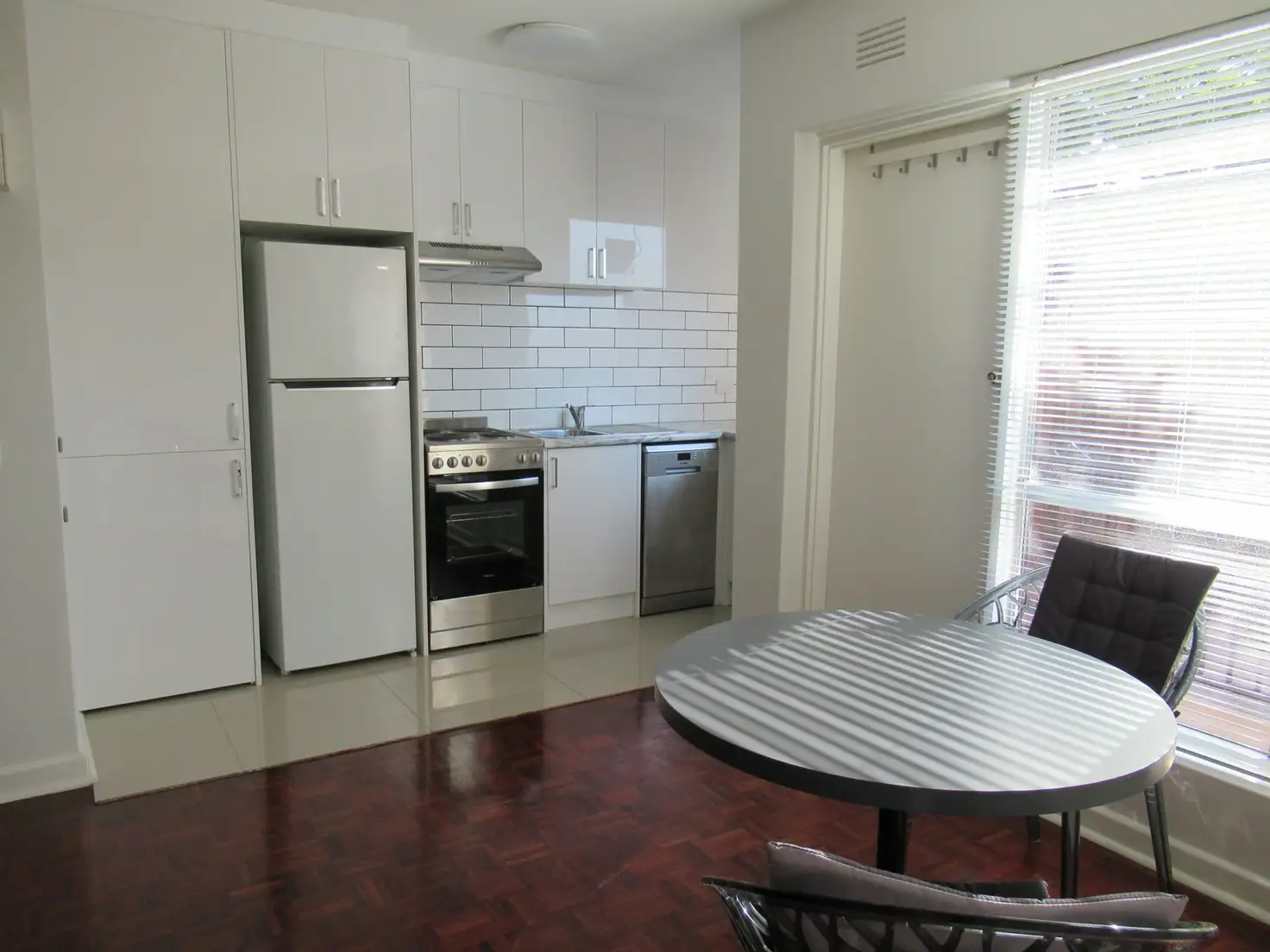 UNIT 5 104-108 SPRINGVALE RD, Springvale, South East Melbourne, 0 Bedrooms, 0 Bathrooms, Unit