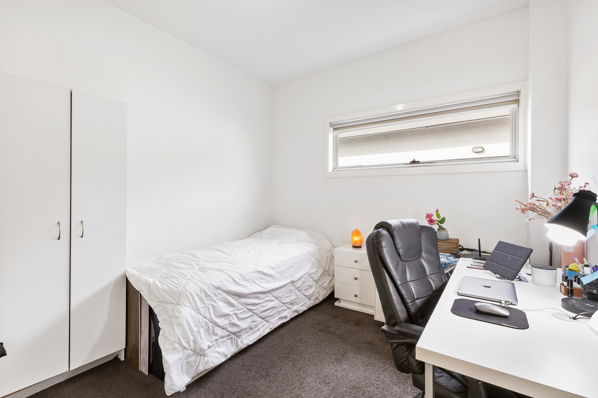UNIT 4 10 LORENSEN AV, Coburg North, North Melbourne, 0 Kuwarto, 0 Banyo, Townhouse