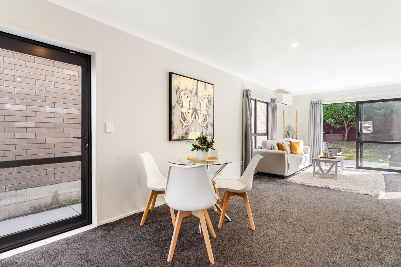 30 Tutuwhatu Crescent, Manurewa, Manukau City, 4 phòng ngủ, 1 phòng tắm, House