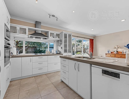 48 Aberdeen Crescent, Wattle Downs, Auckland - Manukau, 4房, 0浴, House