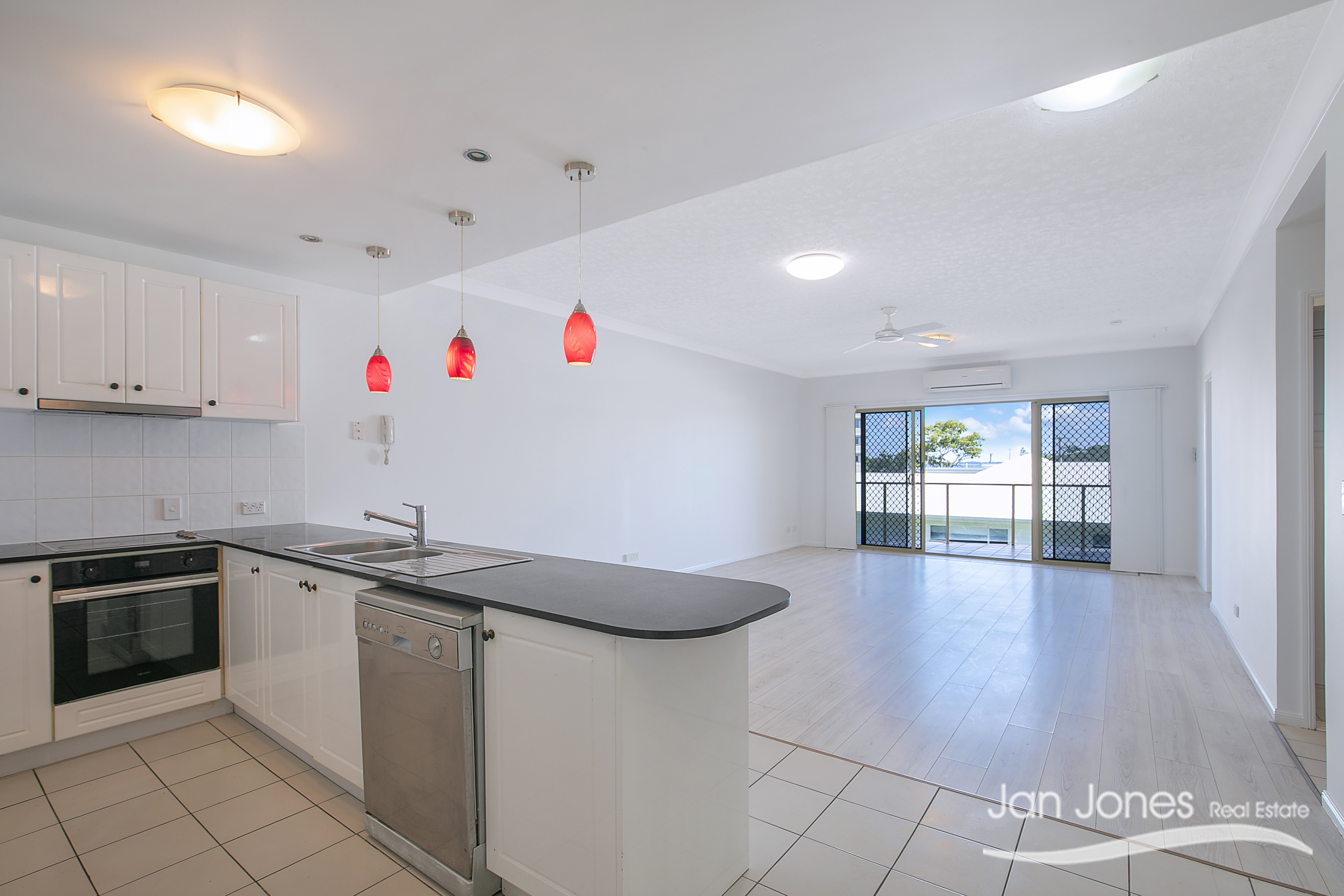 UNIT 16 22 ROBERT ST, Clontarf, Brisbane - Northern Region , 0 Bedrooms, 0 Bathrooms, Unit