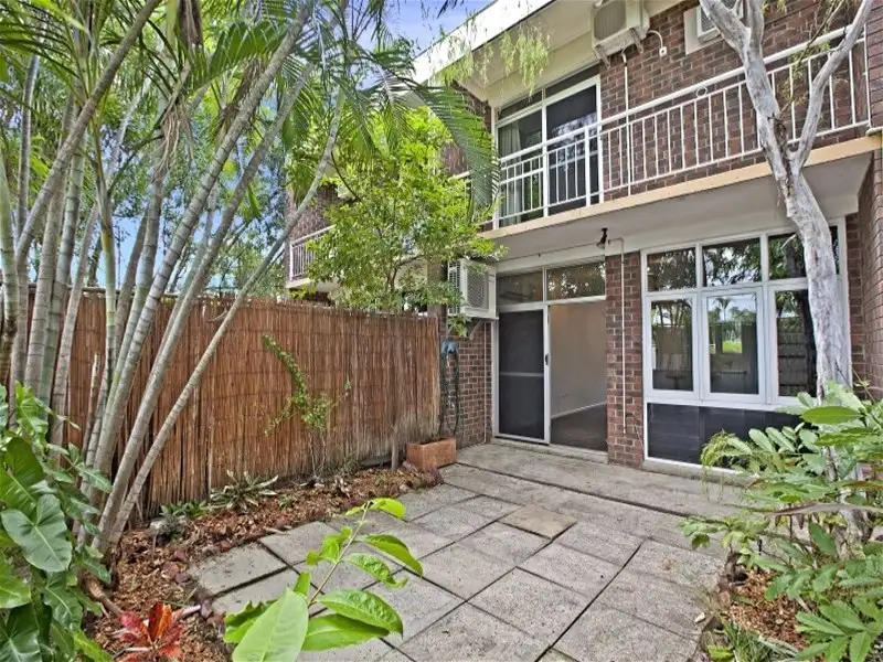 UNIT 2 7 CHARLES ST, Stuart Park, Darwin City, 0部屋, 0バスルーム, Townhouse