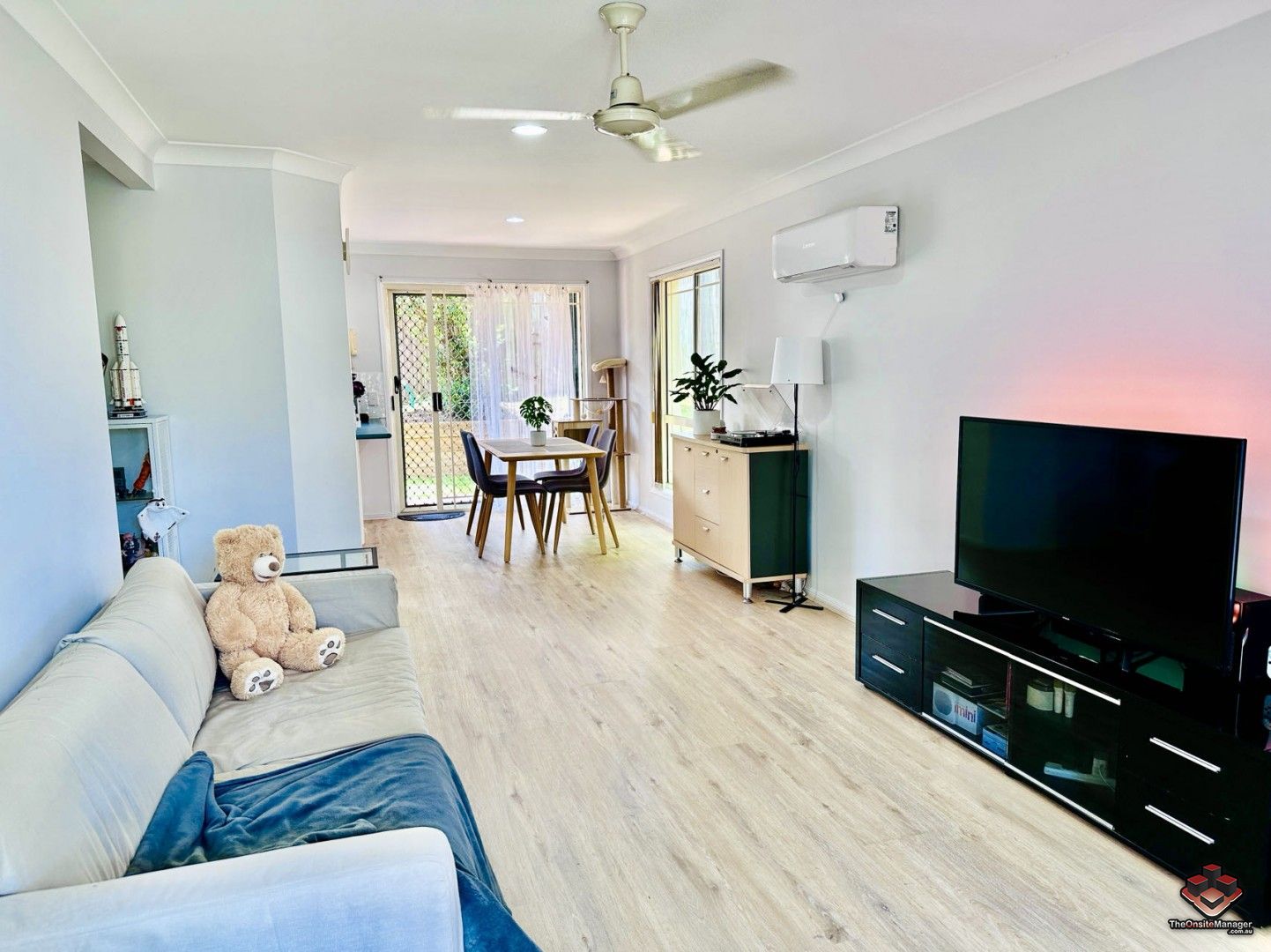 UNIT 4 8 GEMVIEW ST, Calamvale, Brisbane - Southern Region, 0房, 0浴, Townhouse