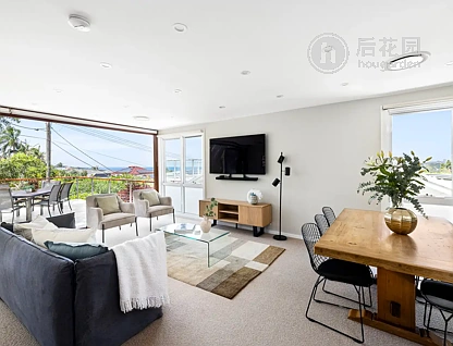 6 PLAYFAIR RD, NORTH CURL CURL NSW 2099, 0 rūma, 0 rūma horoi, House