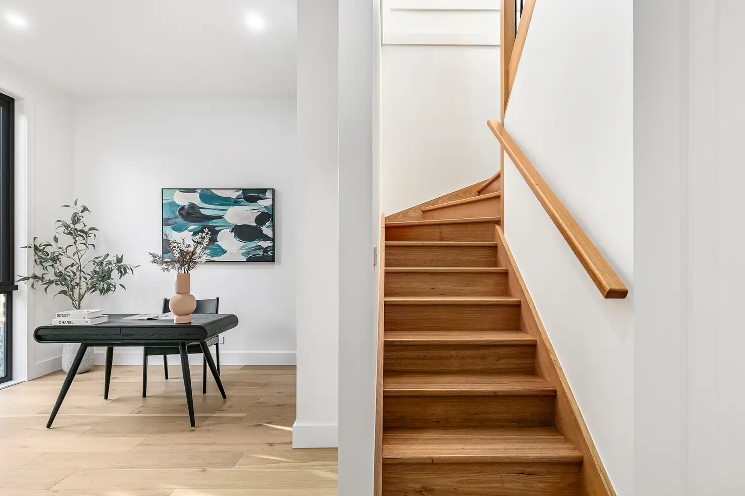 UNIT 4 17 ELMHURST RD, Blackburn, Inner East Melbourne, 0房, 0浴, Townhouse