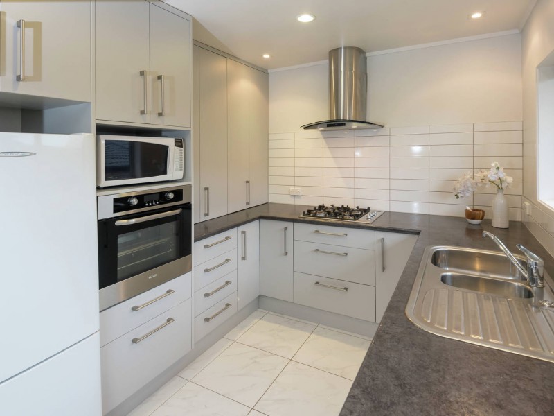 3/19 Waterloo Street, Howick, Manukau City, 2 Bedrooms, 1 Bathrooms