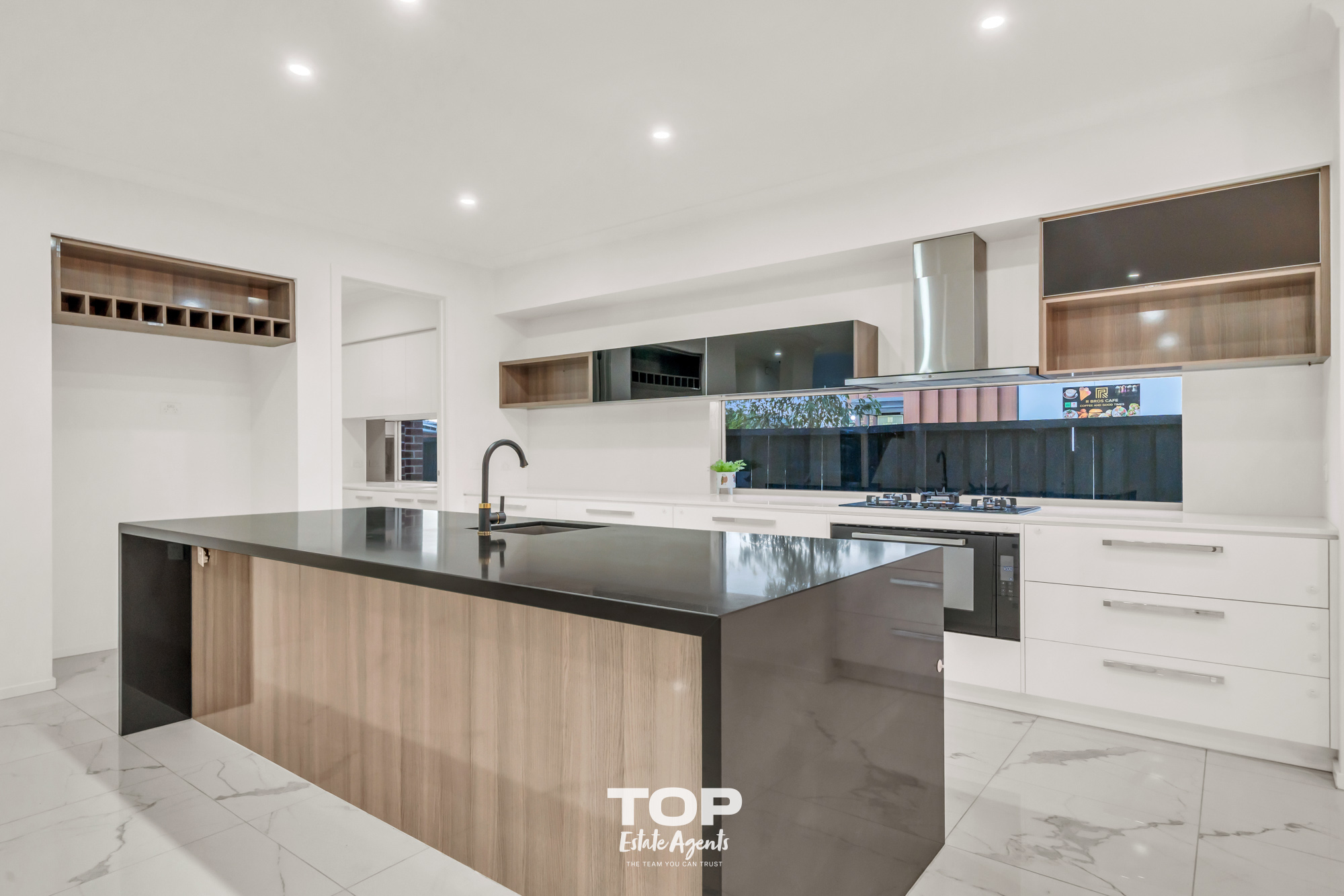 132 WHEELERS PARK DR, Cranbourne North, South East Melbourne, 0 غرف, 0 حمامات, House