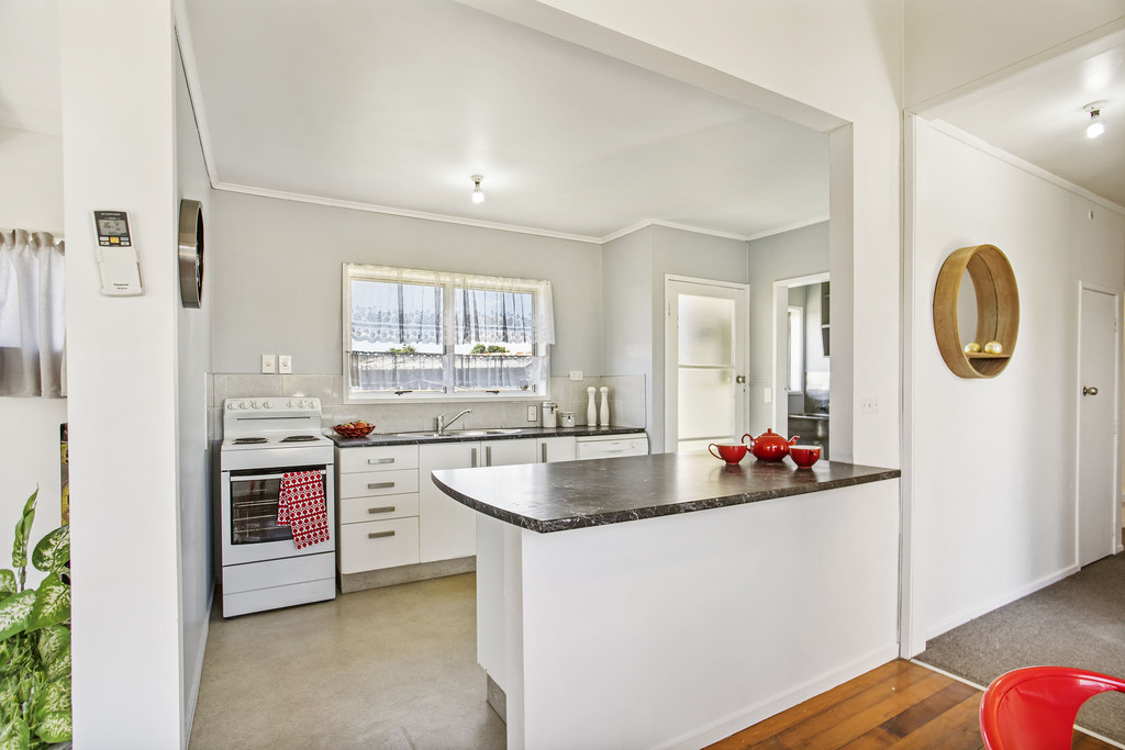 28 Staverton Crescent, Mangere, Manukau City, 3 ਕਮਰੇ, 1 ਬਾਥਰੂਮ
