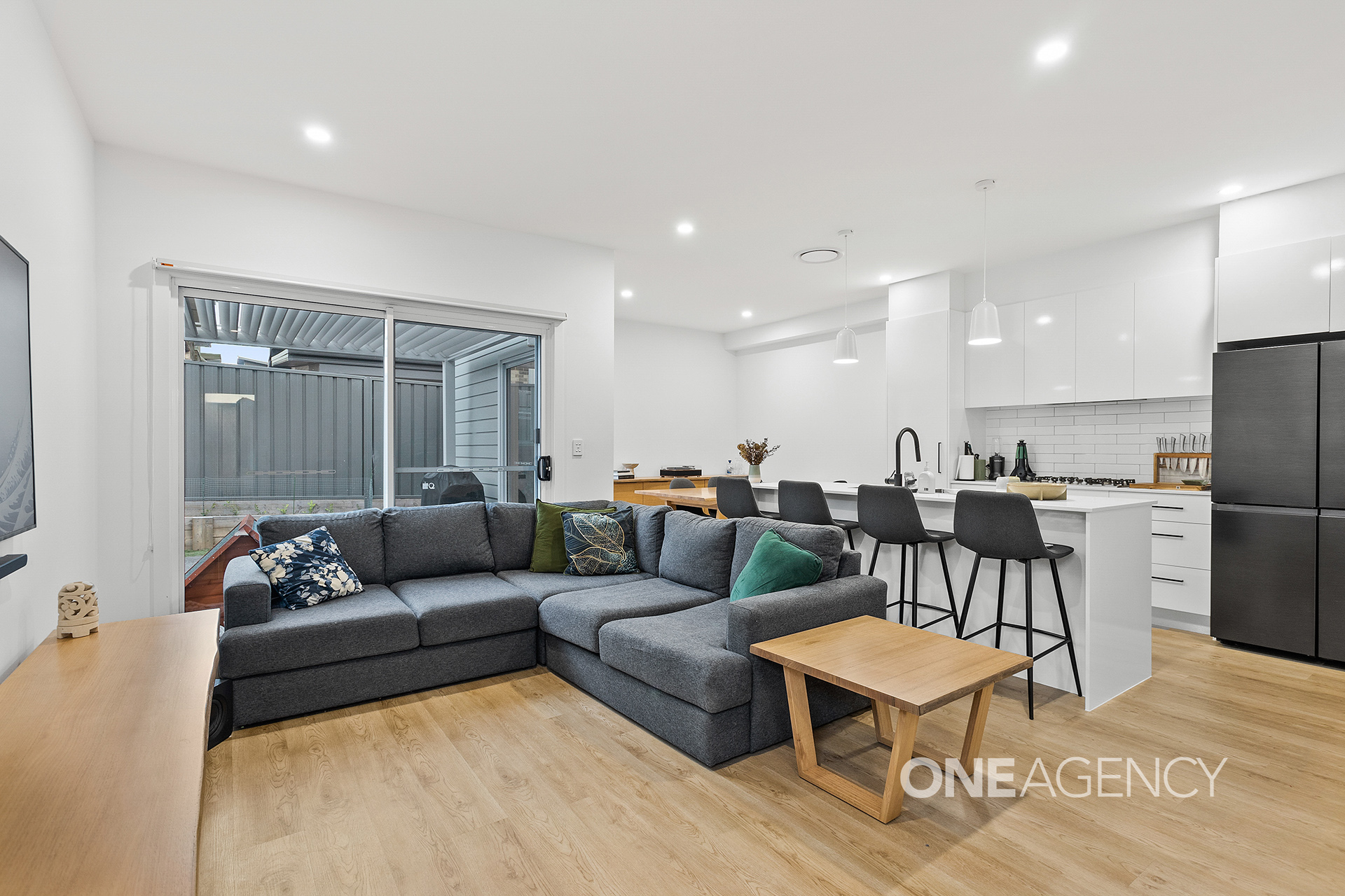 UNIT 3 46 RALEIGH ST, Albion Park, South Coast, 0 phòng ngủ, 0 phòng tắm, Townhouse