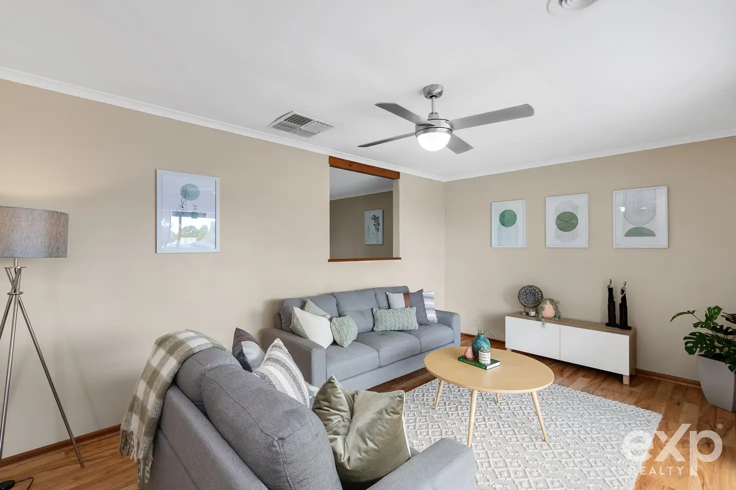 17 MILDERA CR, Craigmore, Northern Adelaide, 0 कमरे, 0 बाथरूम, House