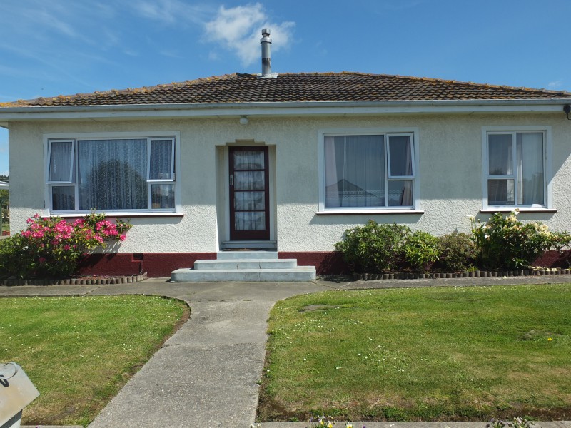 484 Thames Highway