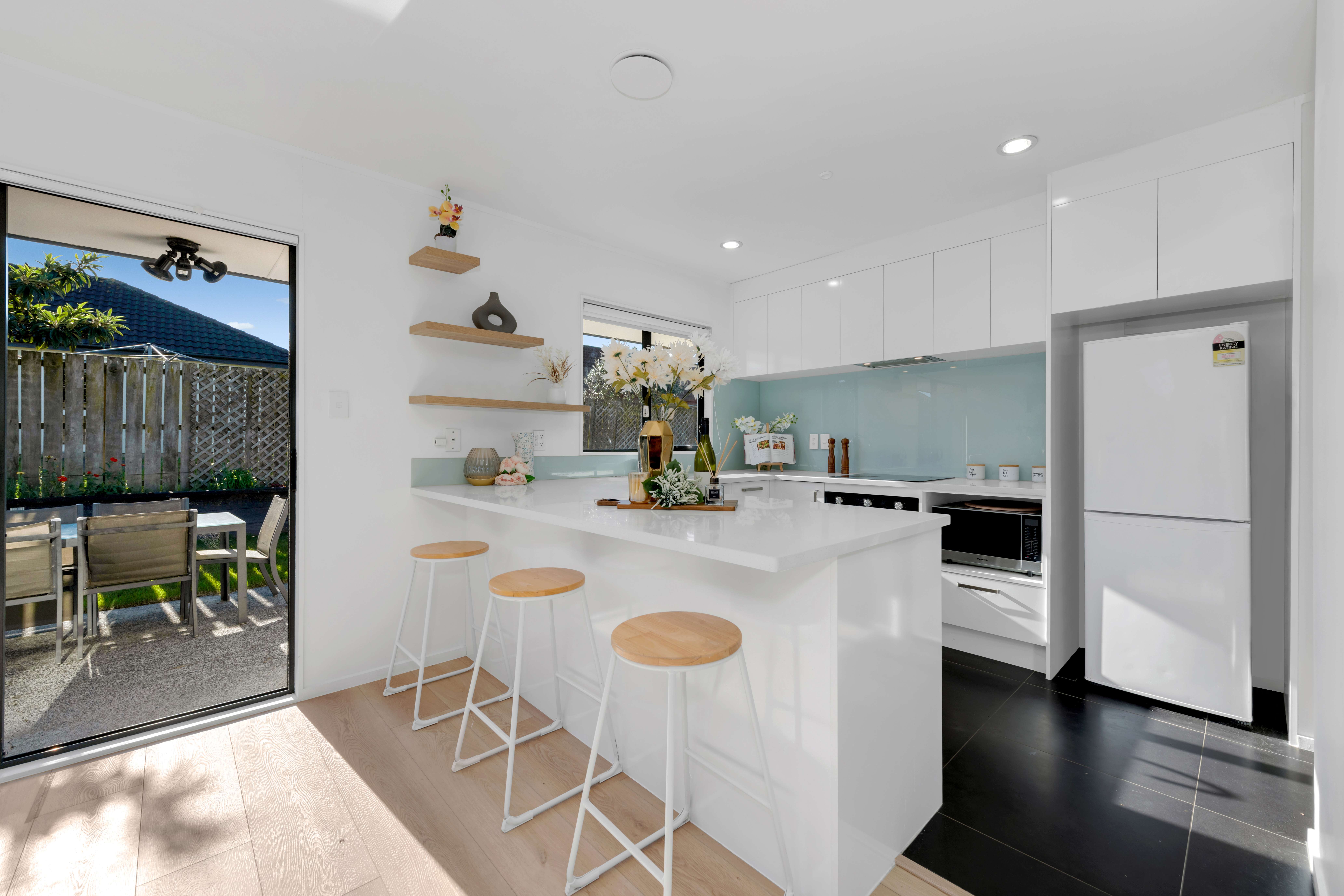 6 Frank Bunce Grove, Flat Bush, Manukau City, 3 ห้องนอน, 2 ห้องน้ำ, House