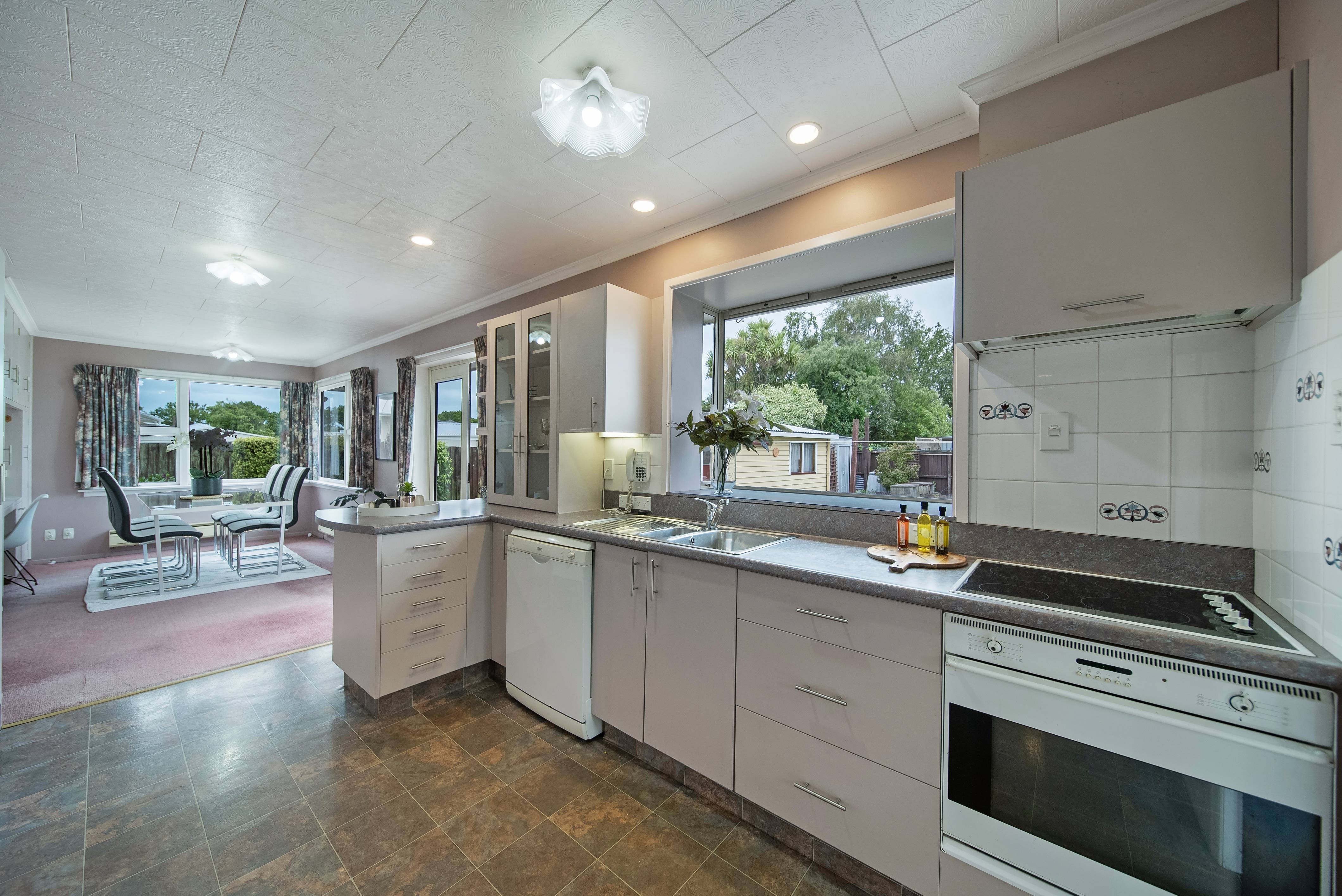 47 Frensham Crescent, Woolston, Christchurch City, 4 ਕਮਰੇ, 2 ਬਾਥਰੂਮ, House