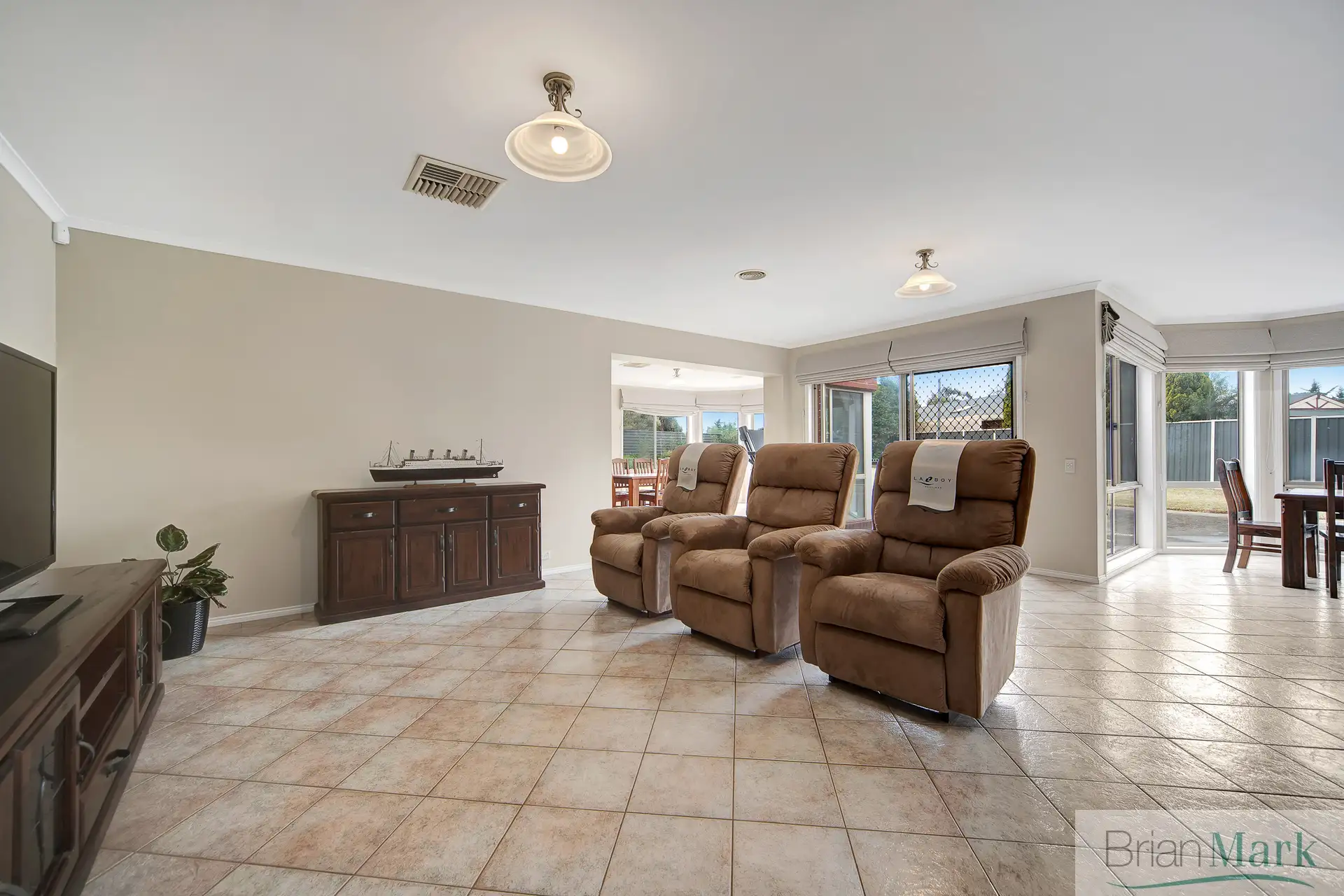 7 PINNACLE PL, Hoppers Crossing, South West Melbourne, 0房, 0浴, House