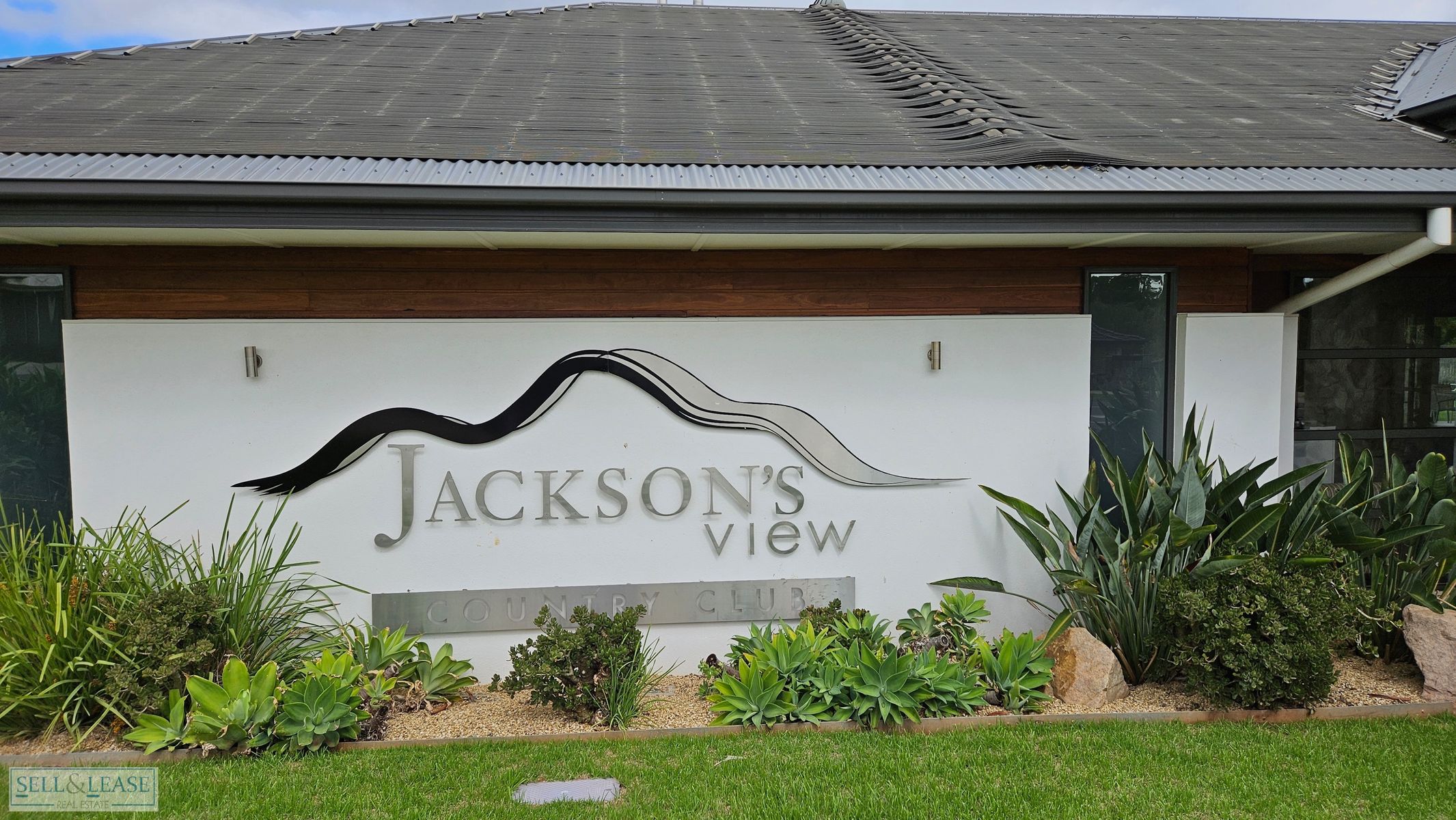 17 SILVERTOWN RD, Drouin, Traralagon , 0 Bedrooms, 0 Bathrooms, Section