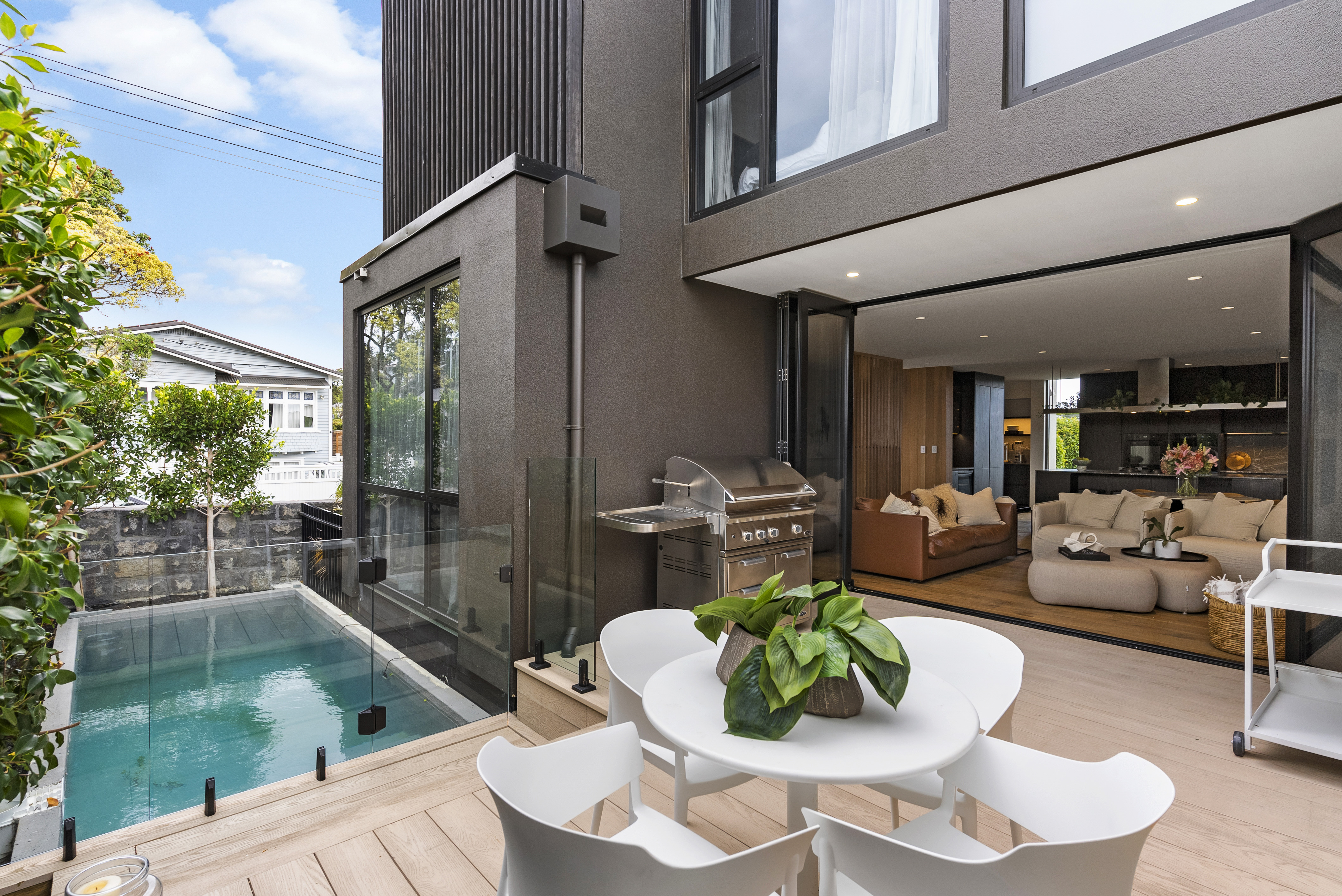 Residential  Mixed Housing Urban Zone