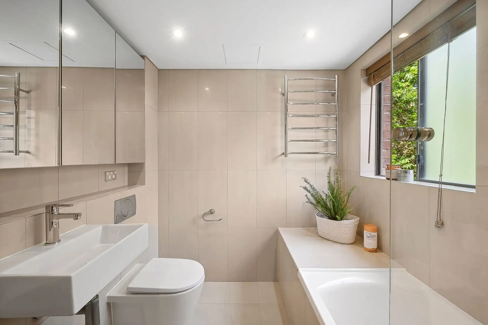 UNIT 6 40-42 SEAVIEW AV, Newport, Northern Beaches, 0 રૂમ, 0 બાથરૂમ, Unit