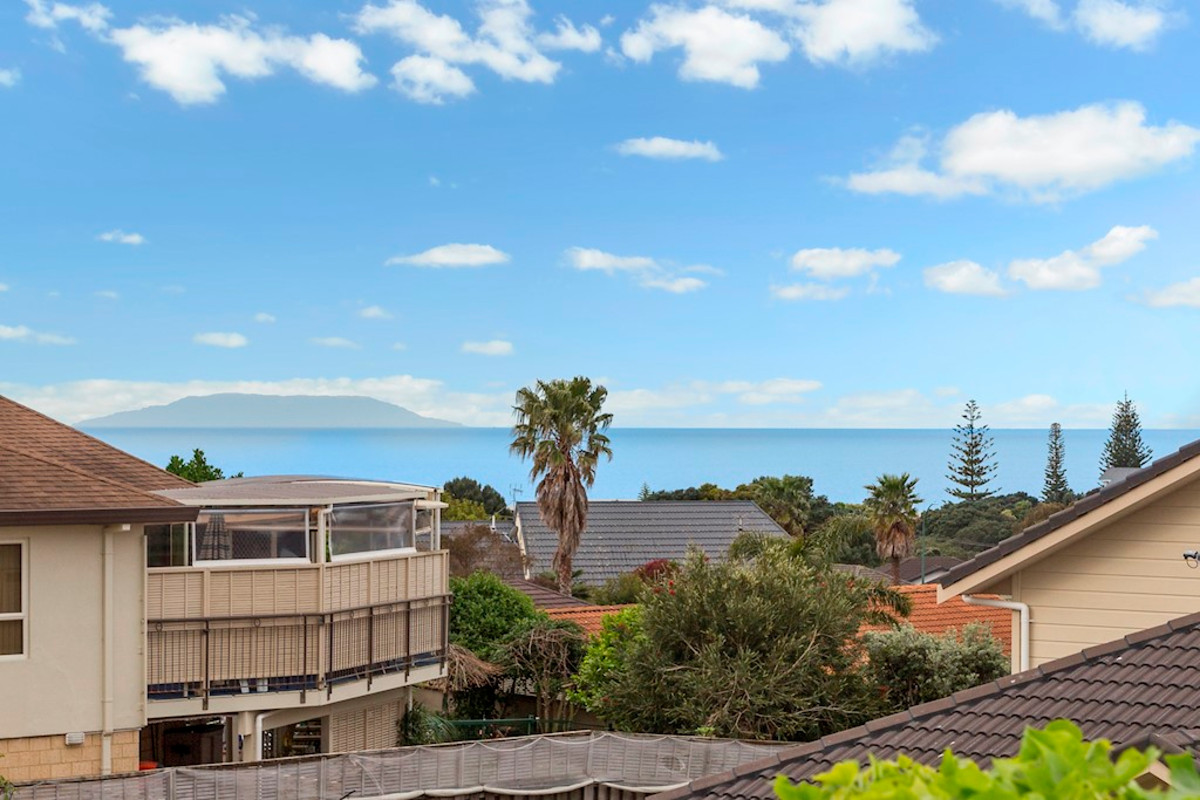 16 Burwood Terrace, Gulf Harbour