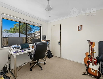 14 TASKE RISE, PACIFIC PINES QLD 4211, 4房, 2浴, House