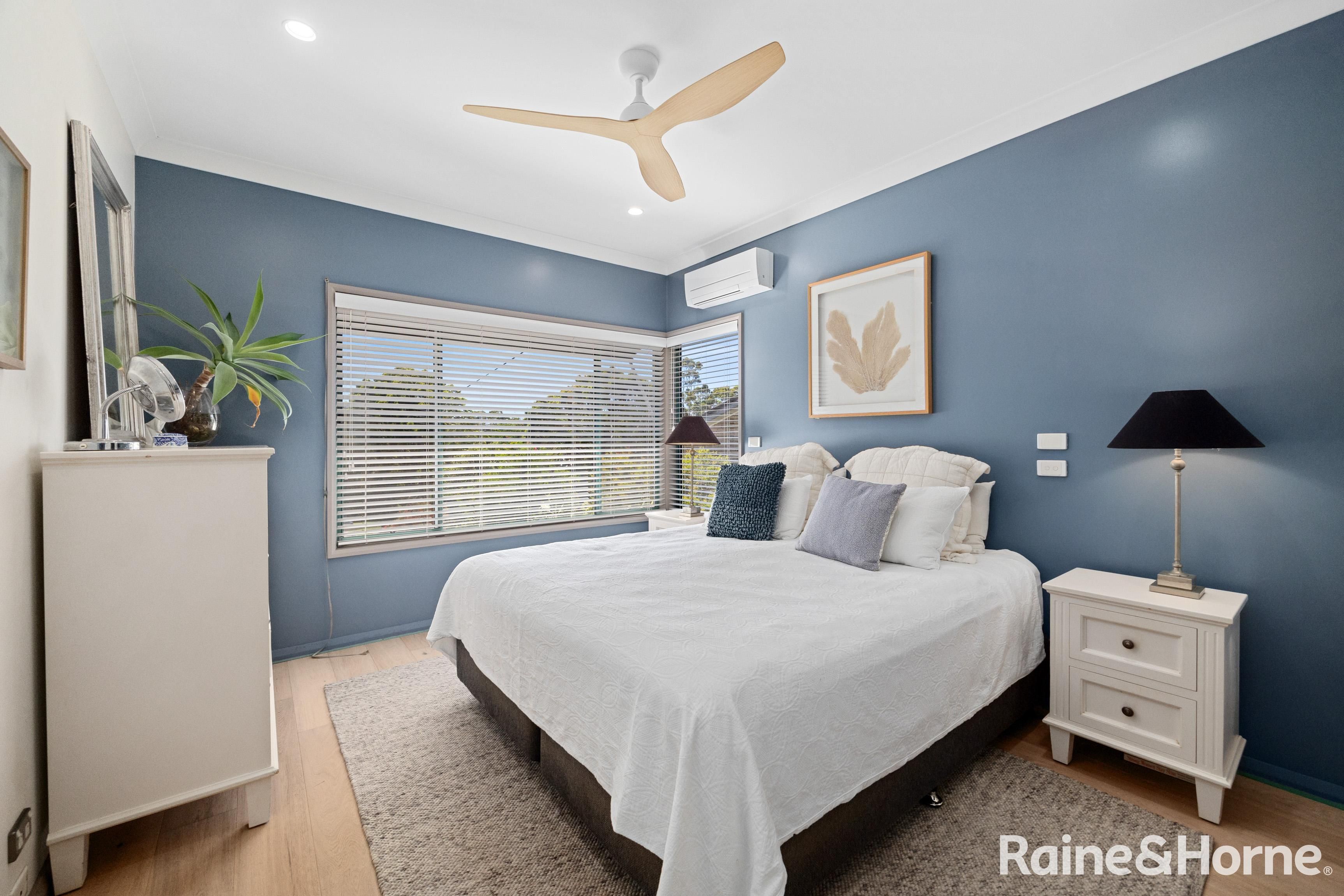 51 TALLWOOD AV, MOLLYMOOK BEACH NSW 2539, 0 Bedrooms, 0 Bathrooms, House