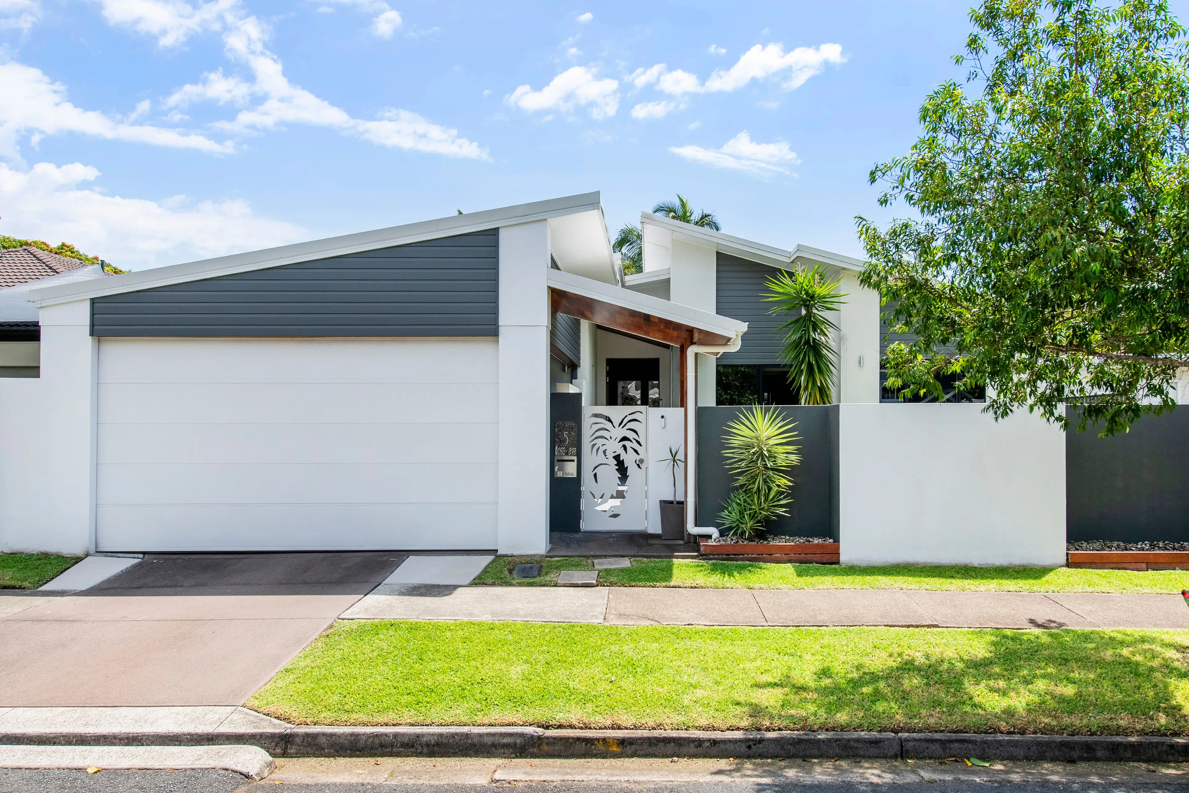 5 GOSS AV, Labrador, Gold Coast, 0 Bedrooms, 0 Bathrooms, House