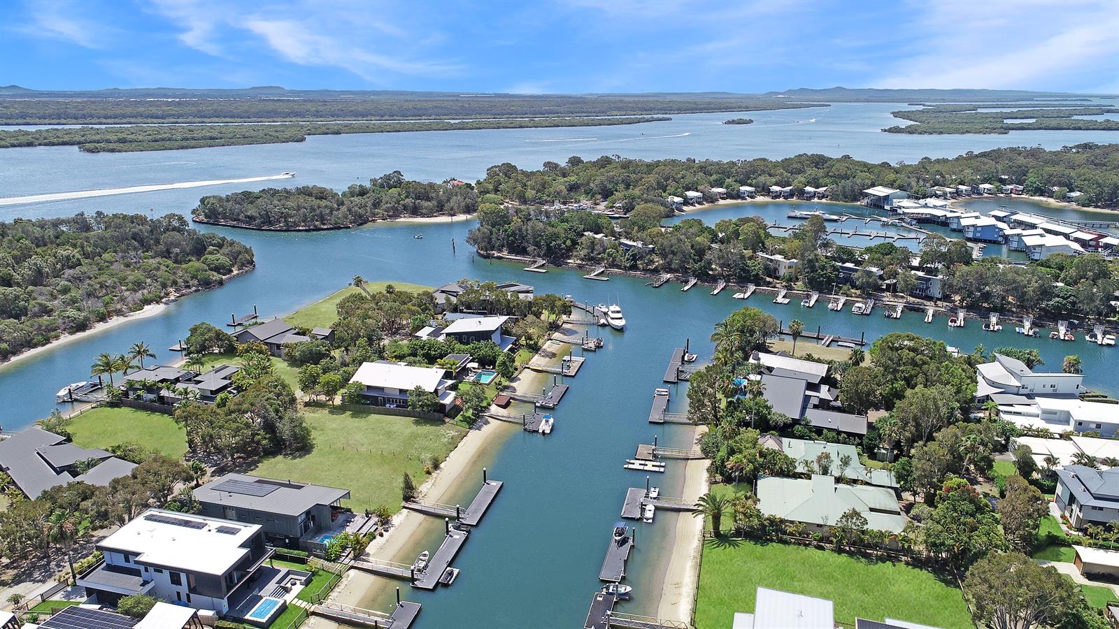 ISLAND VILLAGE WATERS 14 LIVISTONA CT, South Stradbroke, Gold Coast, 0 ਕਮਰੇ, 0 ਬਾਥਰੂਮ, House