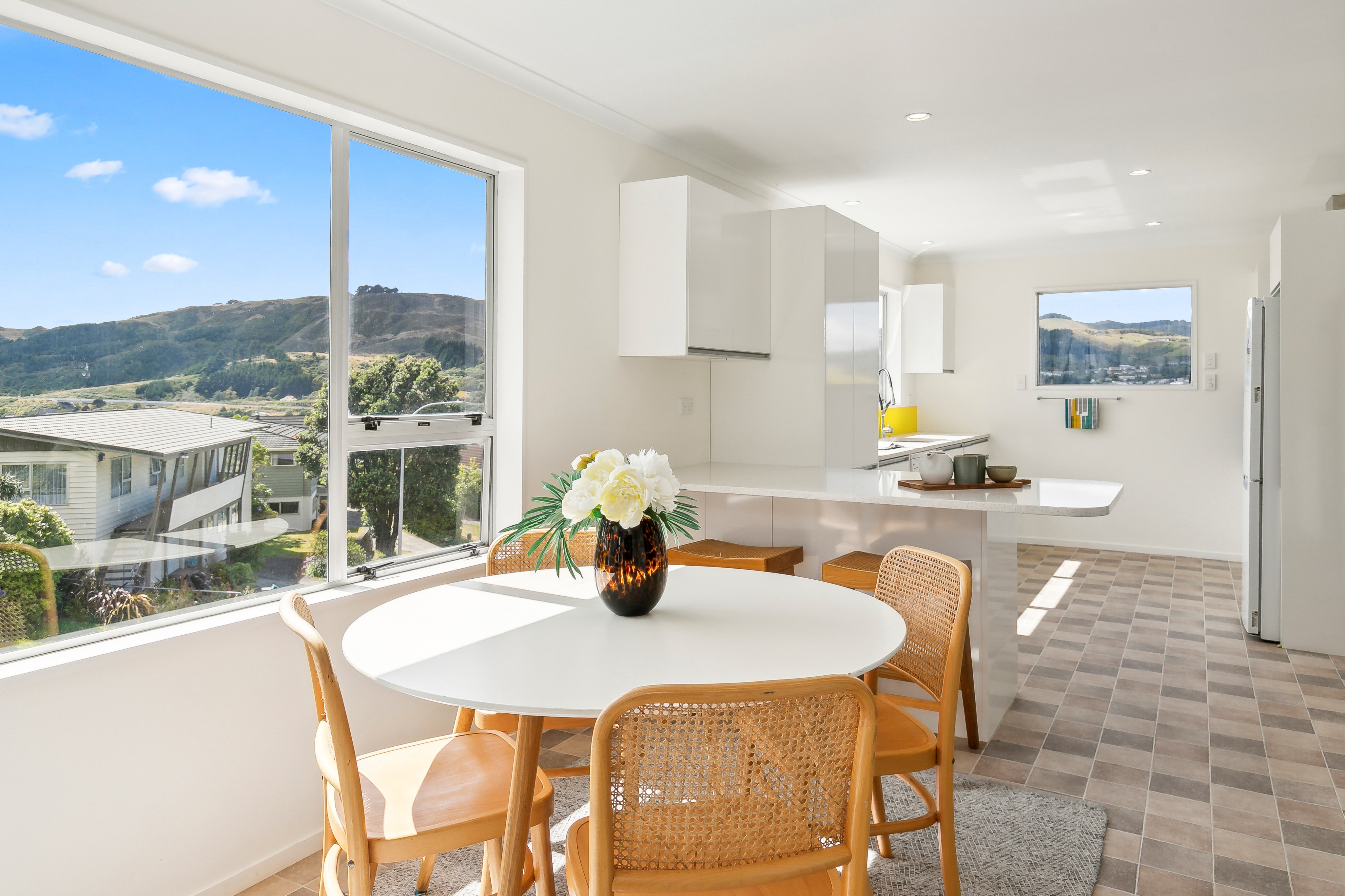 27 Turriff Crescent, Tawa, Wellington City, 4部屋, 1バスルーム, House