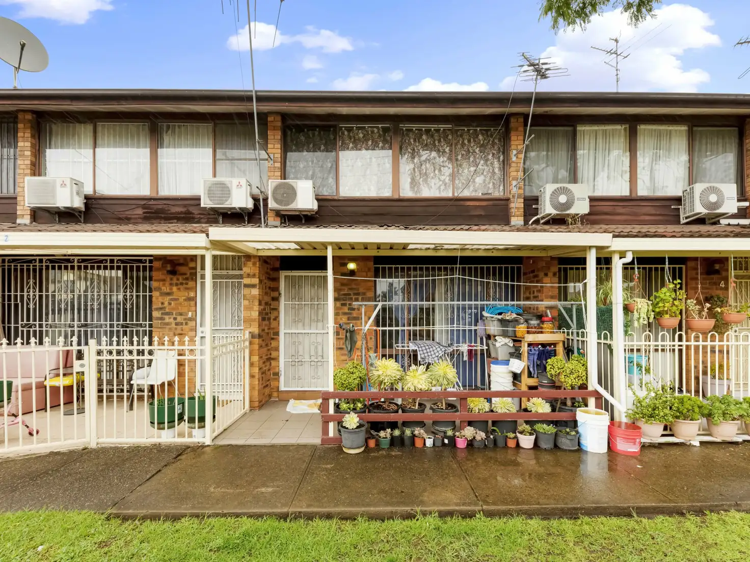 UNIT 3 26-30 ST JOHNS RD, Cabramatta, South Western Suburbs, 0 ห้องนอน, 0 ห้องน้ำ, Townhouse
