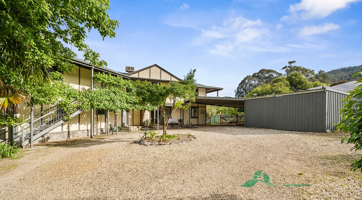 TUDOR ROSE HOMESTAY 11 HORES LANE, Tawonga, Wangaratta, 0 침실, 0 욕실, House