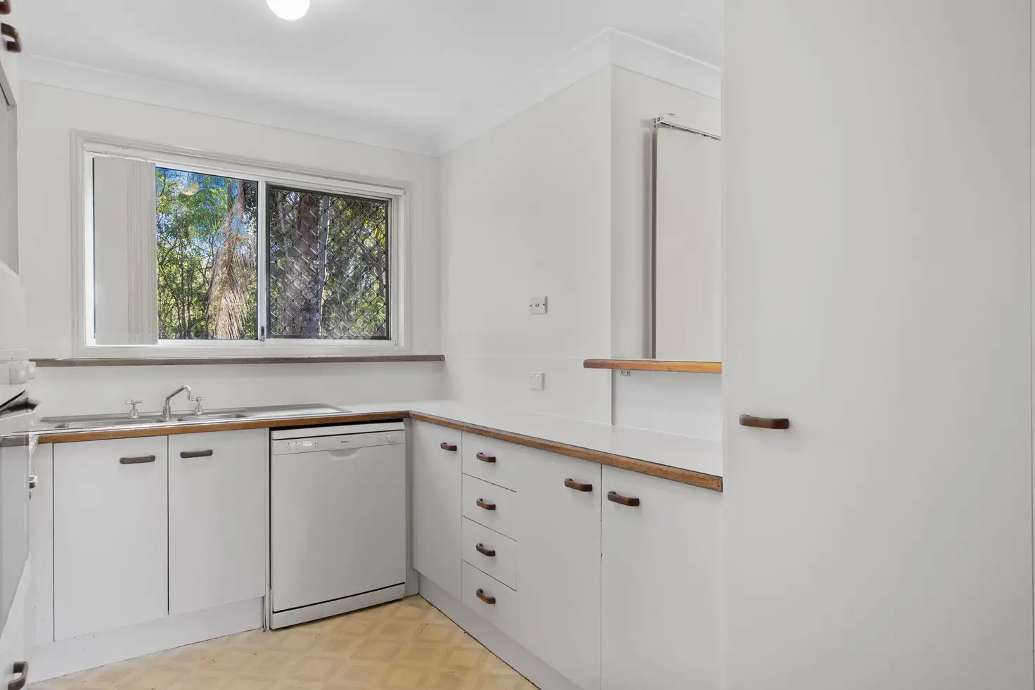 SUMMER PLACE UNIT 111 97 EDMUND RICE DR, Southport, Gold Coast, 0 ห้องนอน, 0 ห้องน้ำ, Townhouse