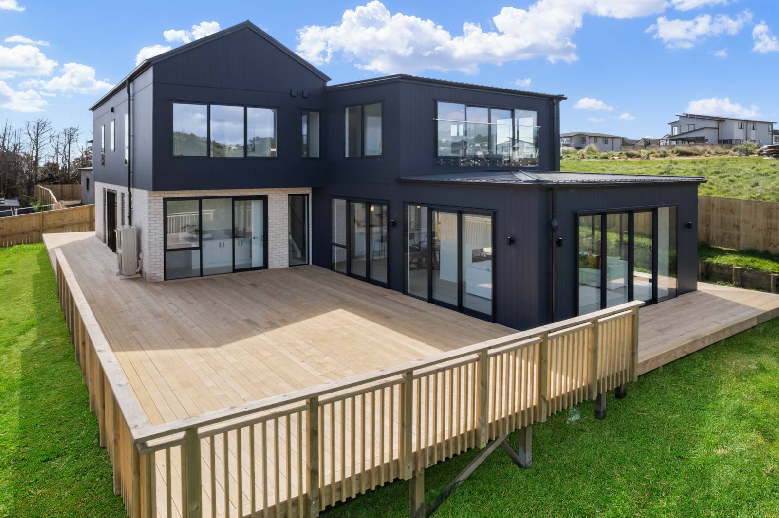 4 Backridge Way, Flat Bush, Manukau City, 6 phòng ngủ, 0 phòng tắm, House