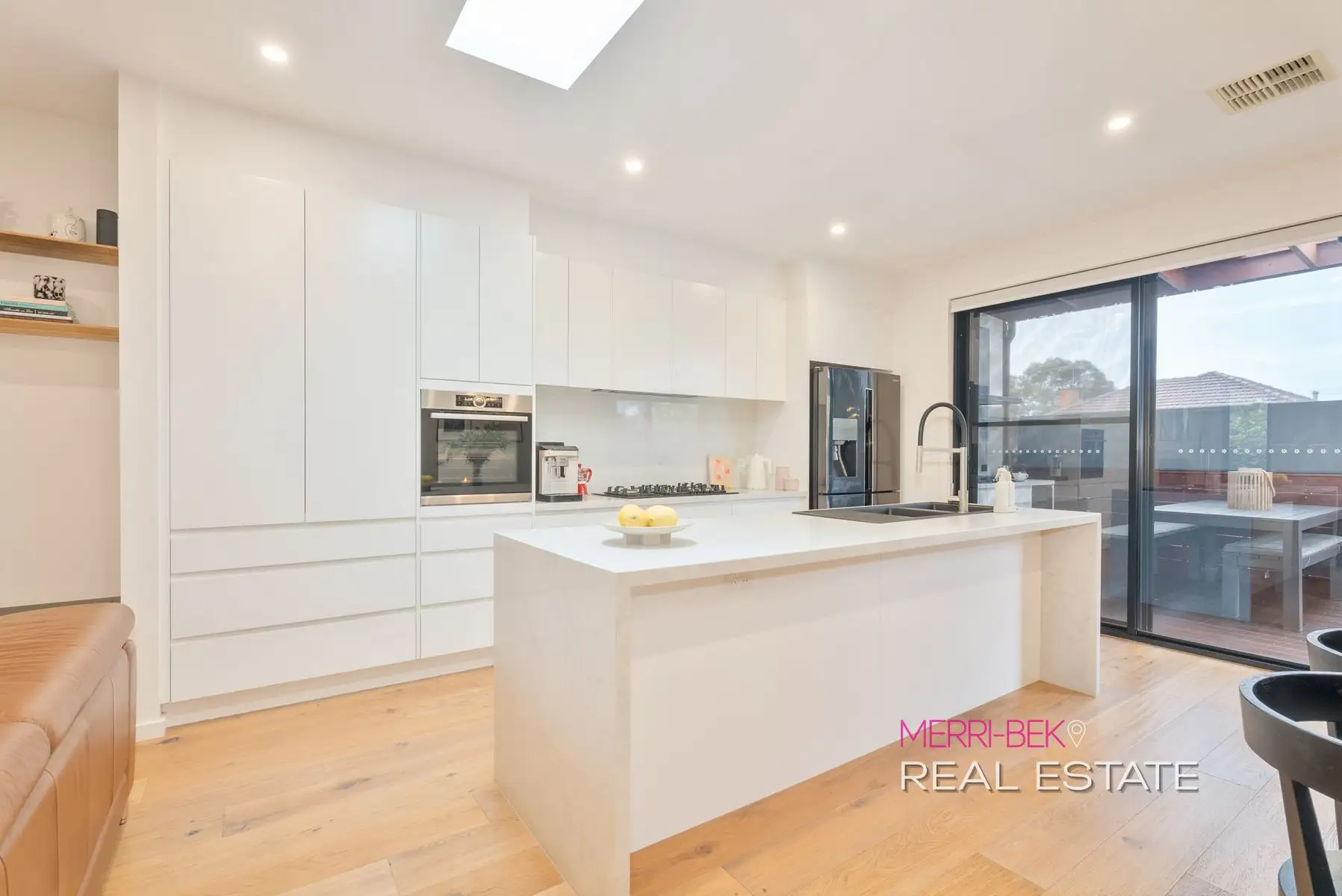 UNIT 2 14 WEST ST, Pascoe Vale, North Melbourne, 0 Bedrooms, 0 Bathrooms, House
