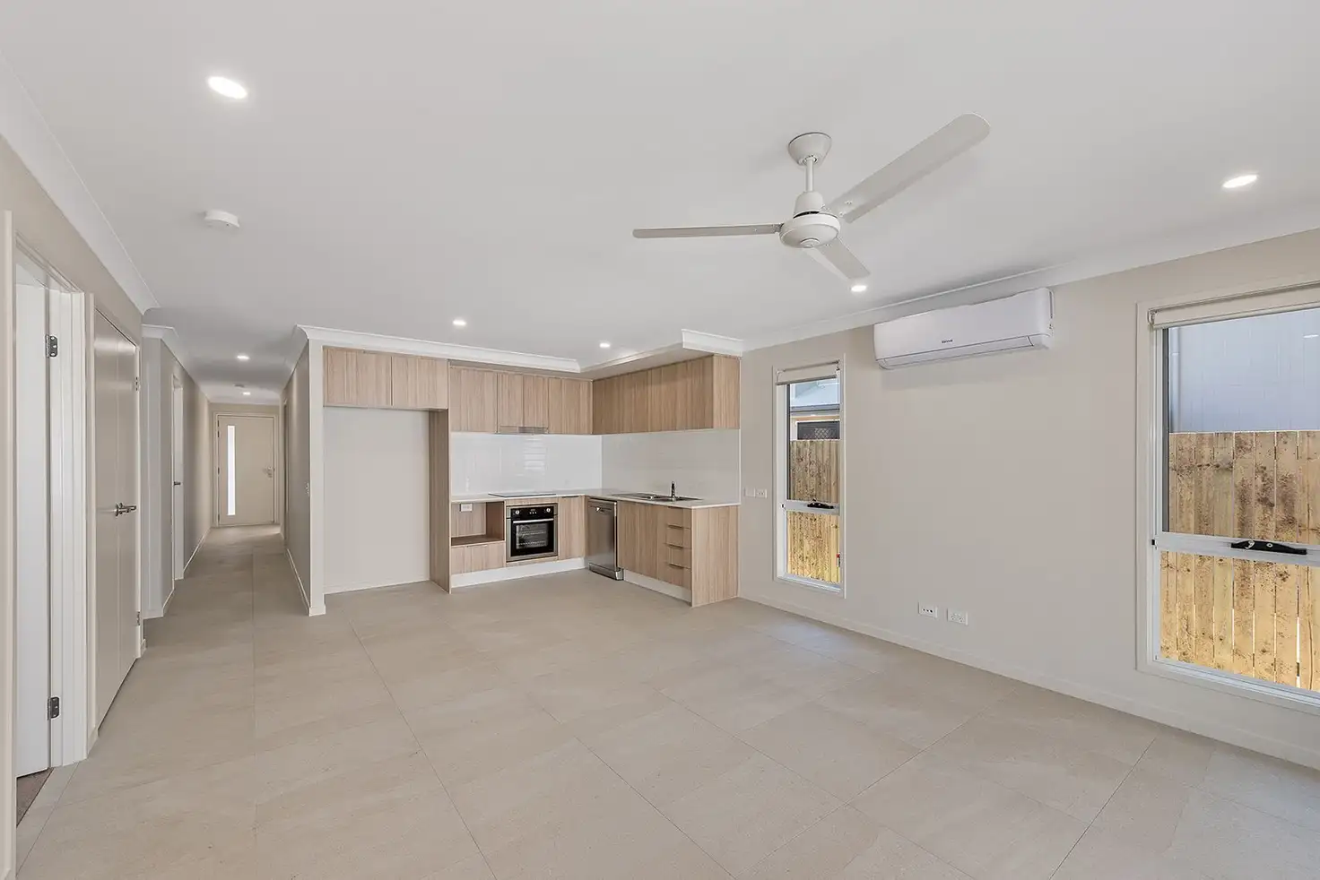 43 STATION RD, LOGANLEA QLD 4131, 0 chambres, 0 salles de bain, Apartment